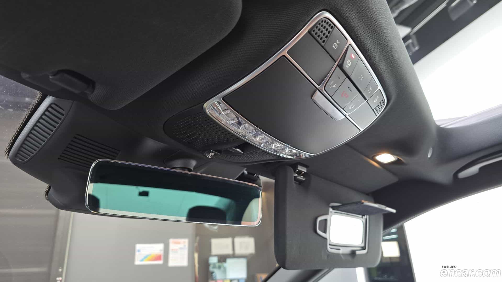 S-Class Mercedes-Benz 2018.3-OPTION-020