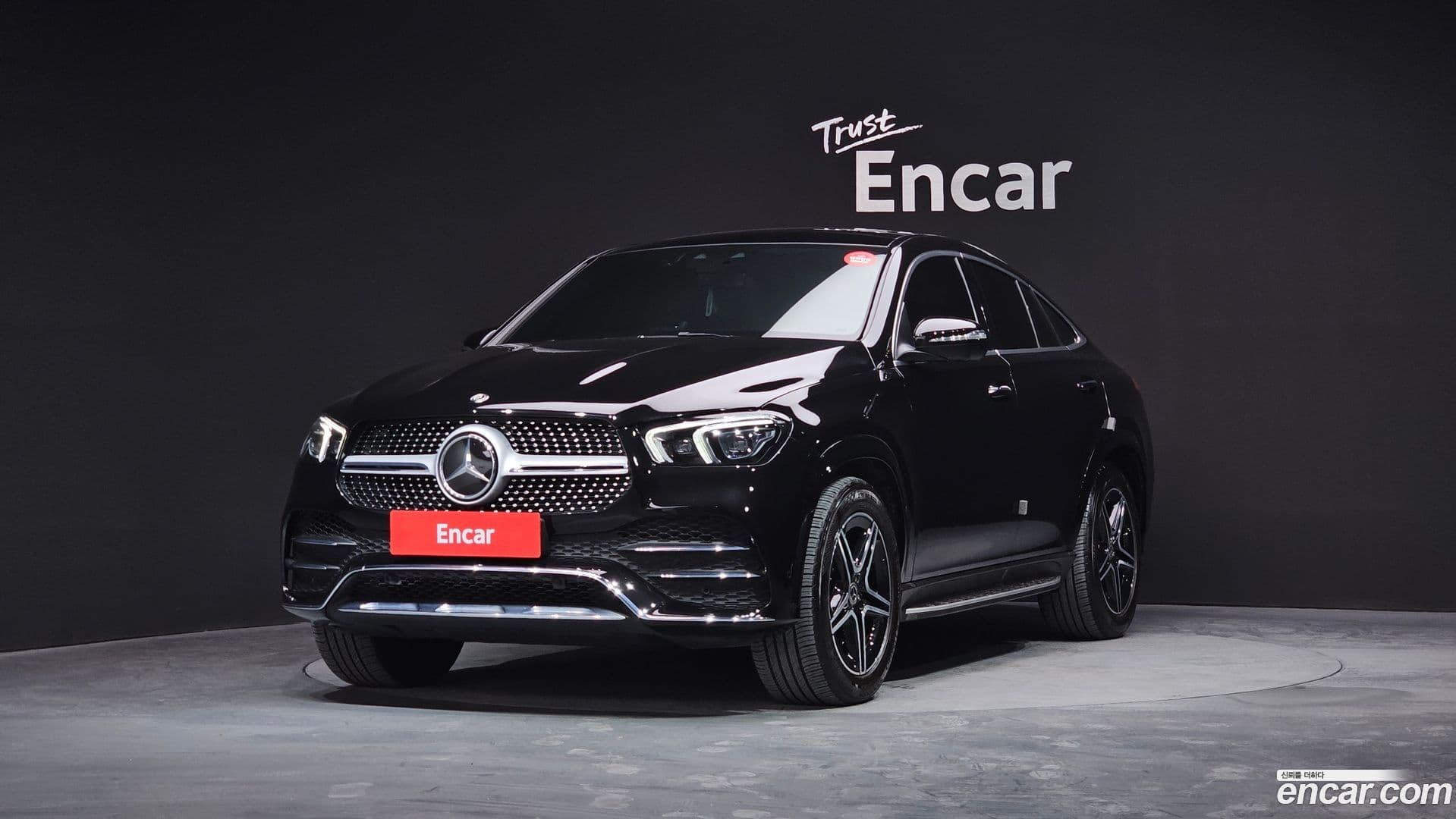 Main__Slider__Photo:GLE-Class Mercedes-Benz 2020.11-0