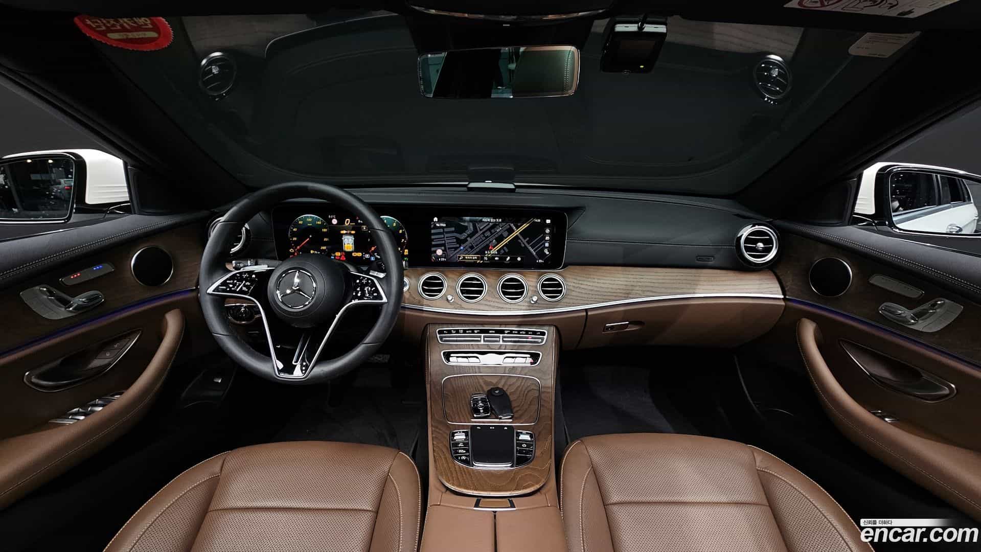 E-Class Mercedes-Benz 2023.5-INNER-007