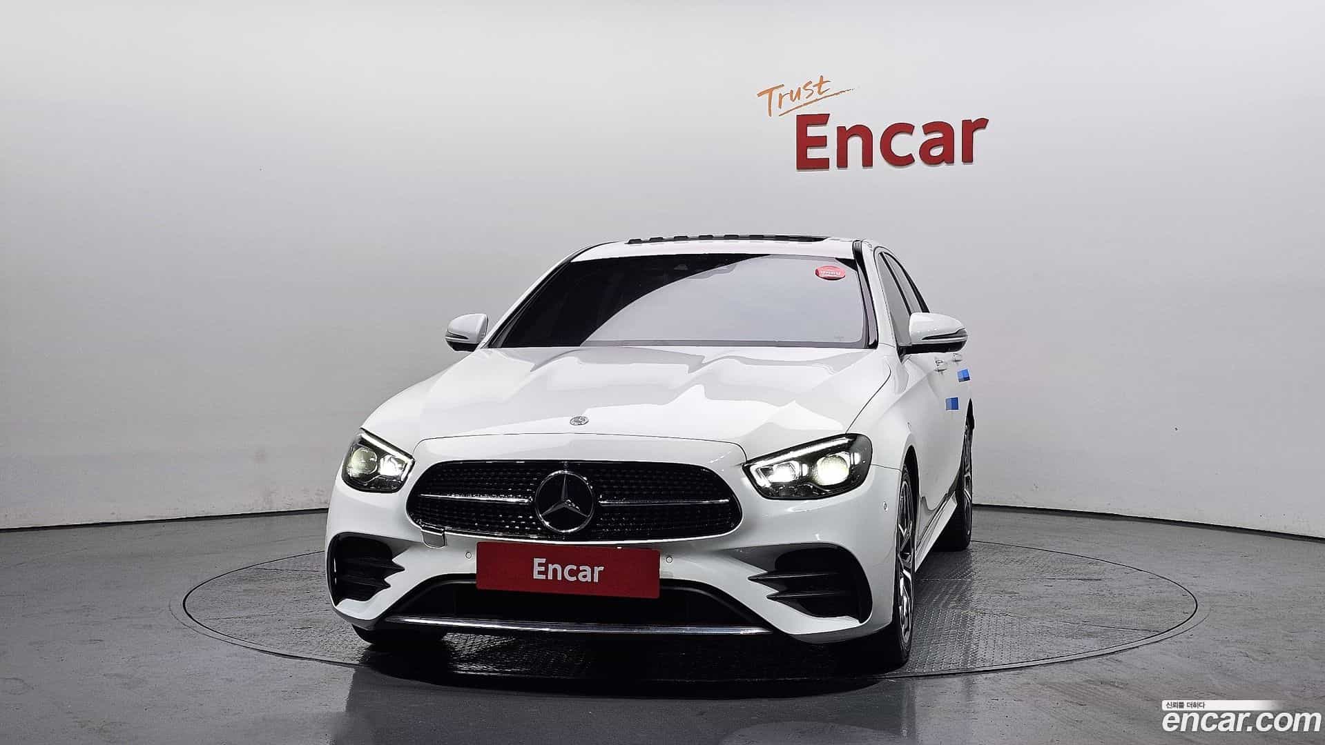 E-Class Mercedes-Benz 2020.10-OUTER-003