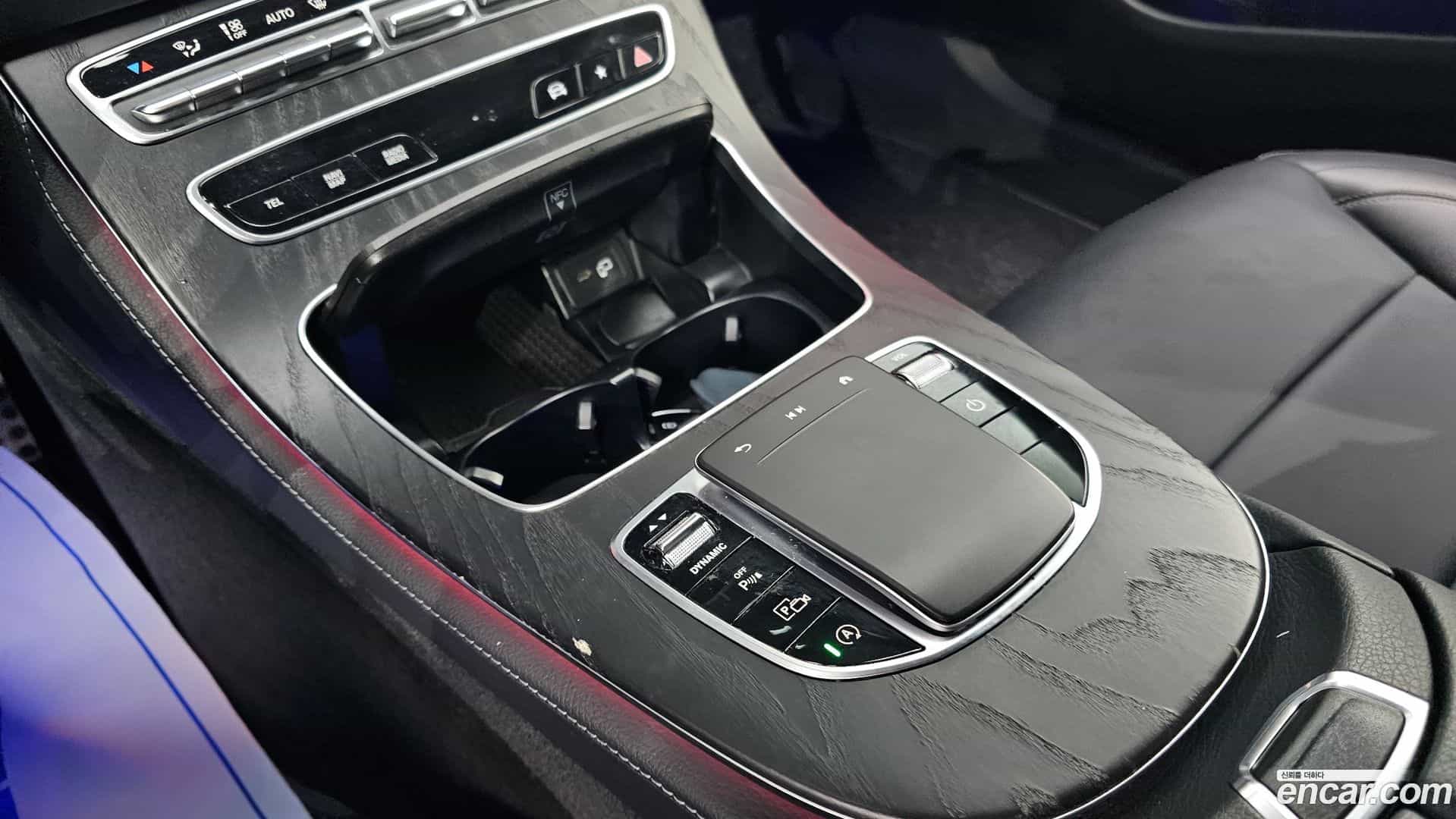 E-Class Mercedes-Benz 2020.10-OPTION-021