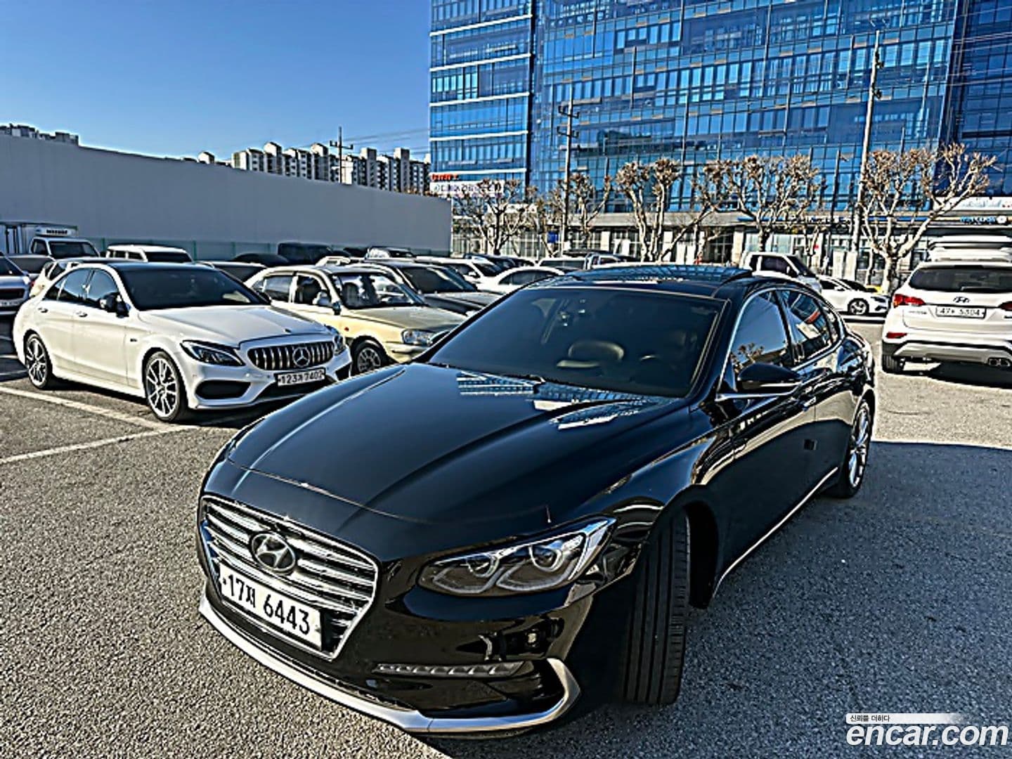 Main__Slider__Photo:Grandeur Hyundai 2017.3-0