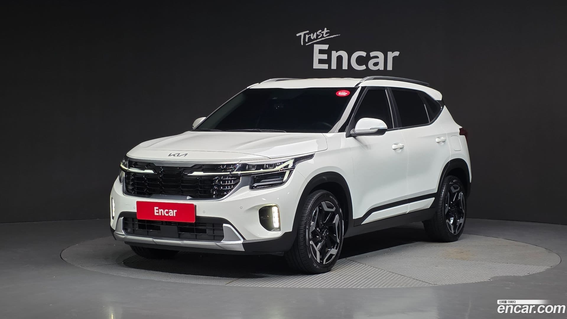 Main__Slider__Photo:Seltos Kia 2023.2-0