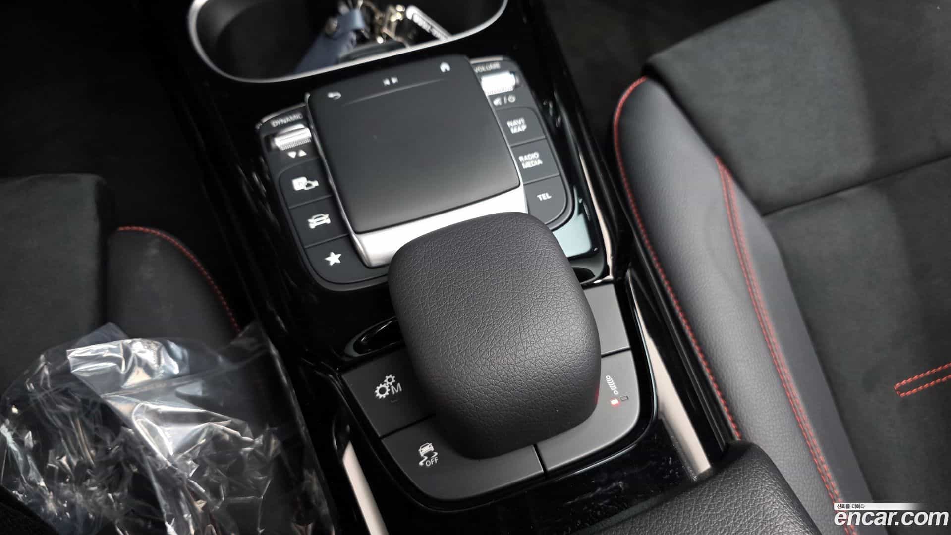 A-Class Mercedes-Benz 2022.6-OPTION-023