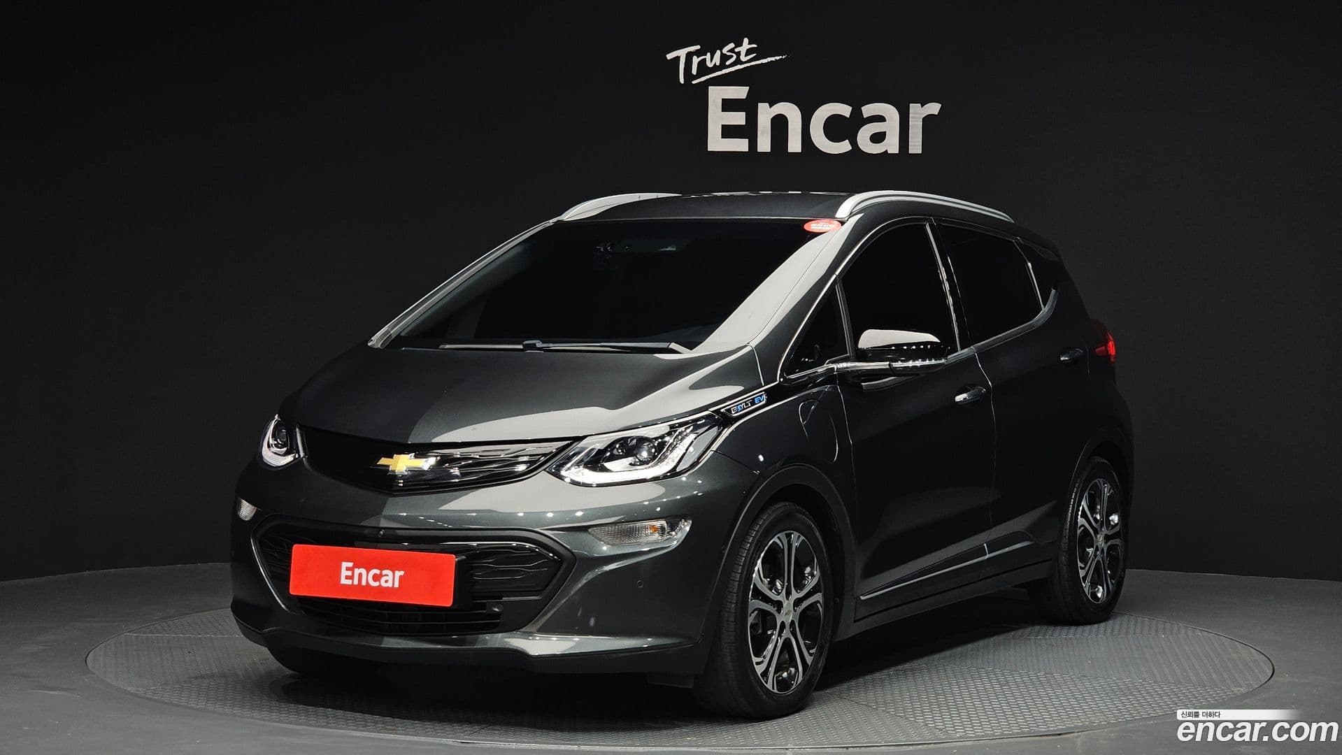 Main__Slider__Photo:Bolt EV Chevrolet 2021.5-0
