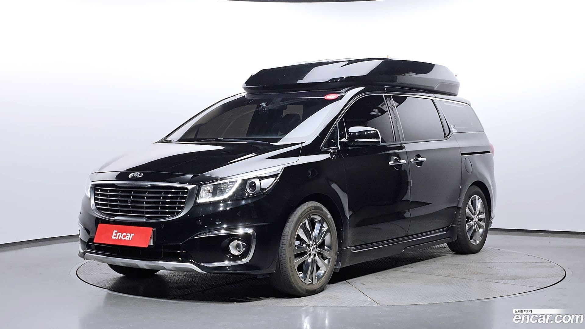 Main__Slider__Photo:Canival Kia 2017.7-0