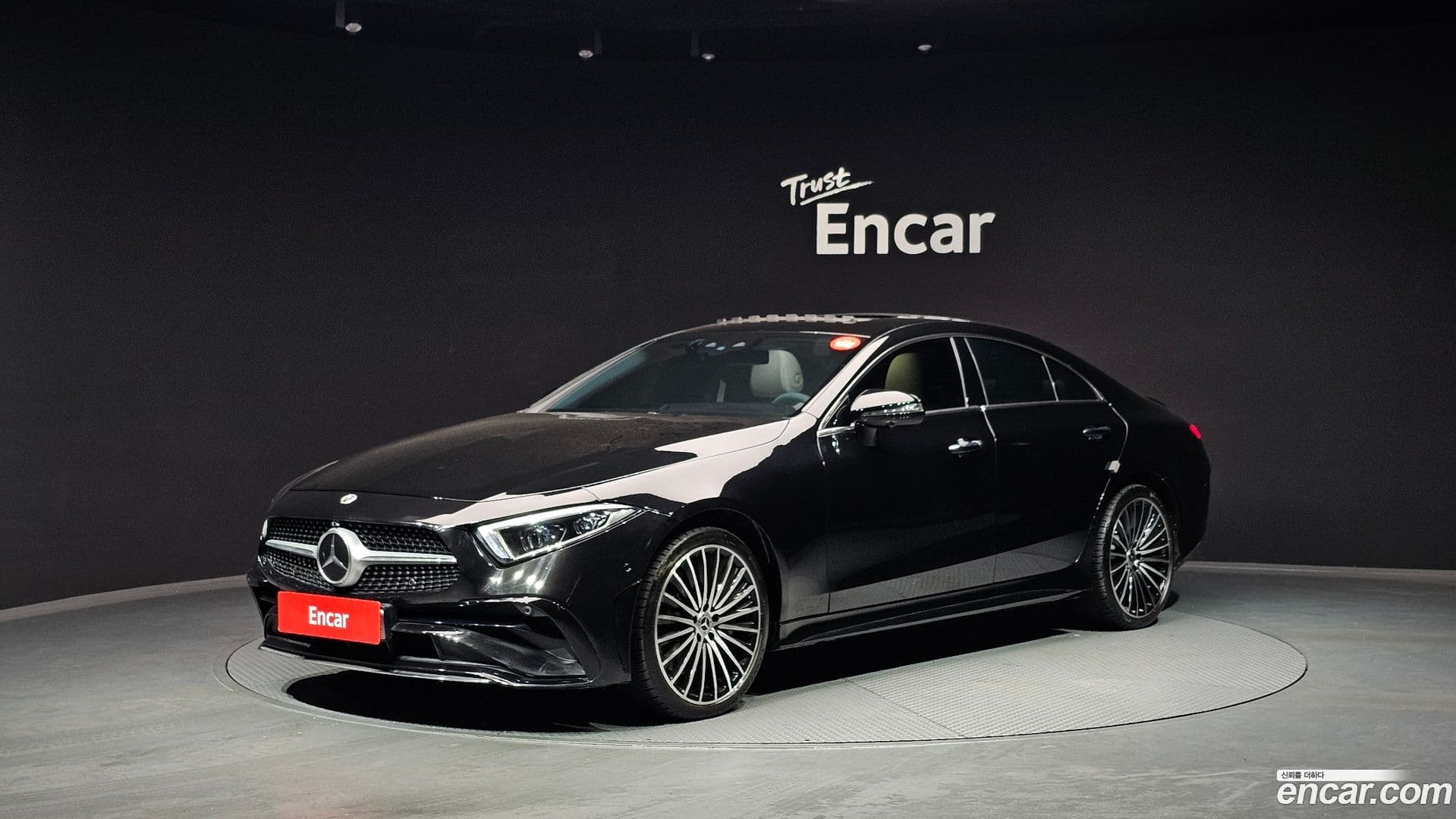 Main__Slider__Photo:CLS-Class Mercedes-Benz 2022.6-0