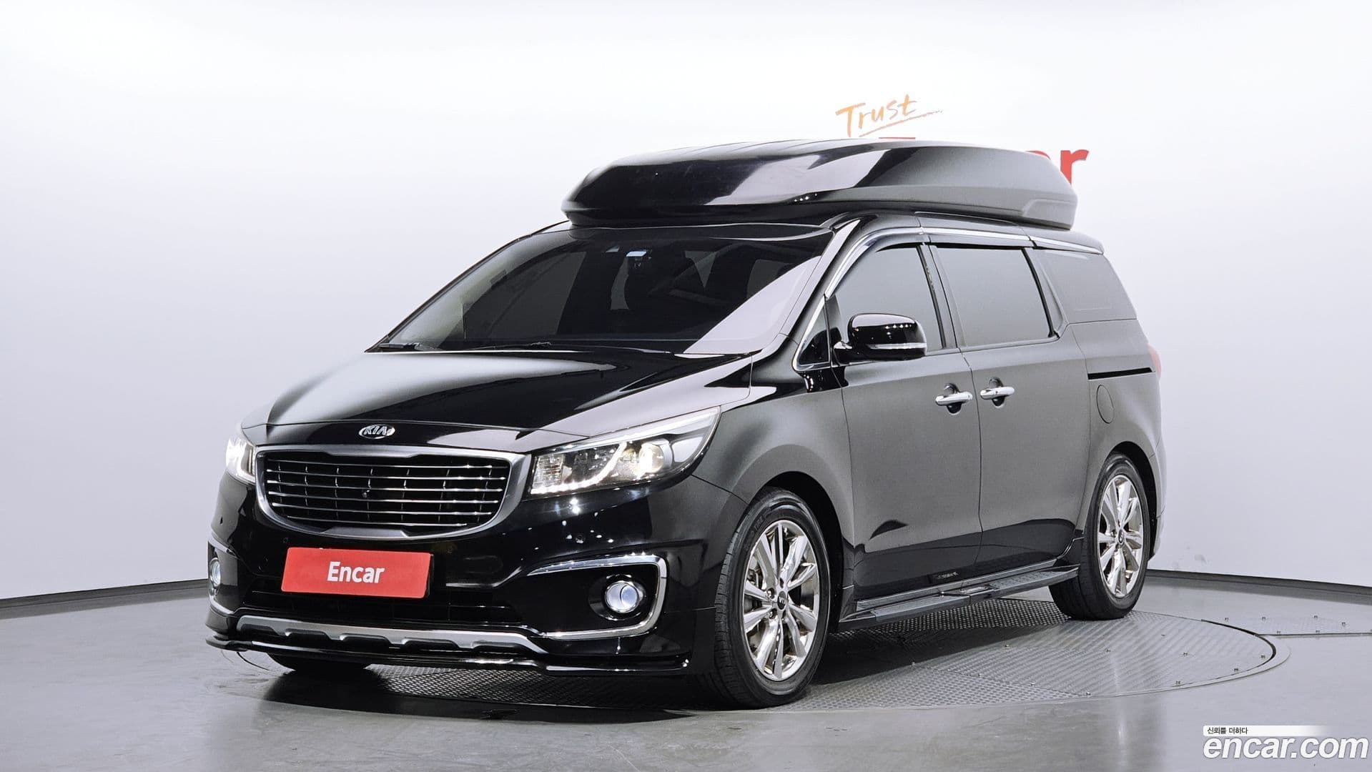 Main__Slider__Photo:Canival Kia 2015.11-0