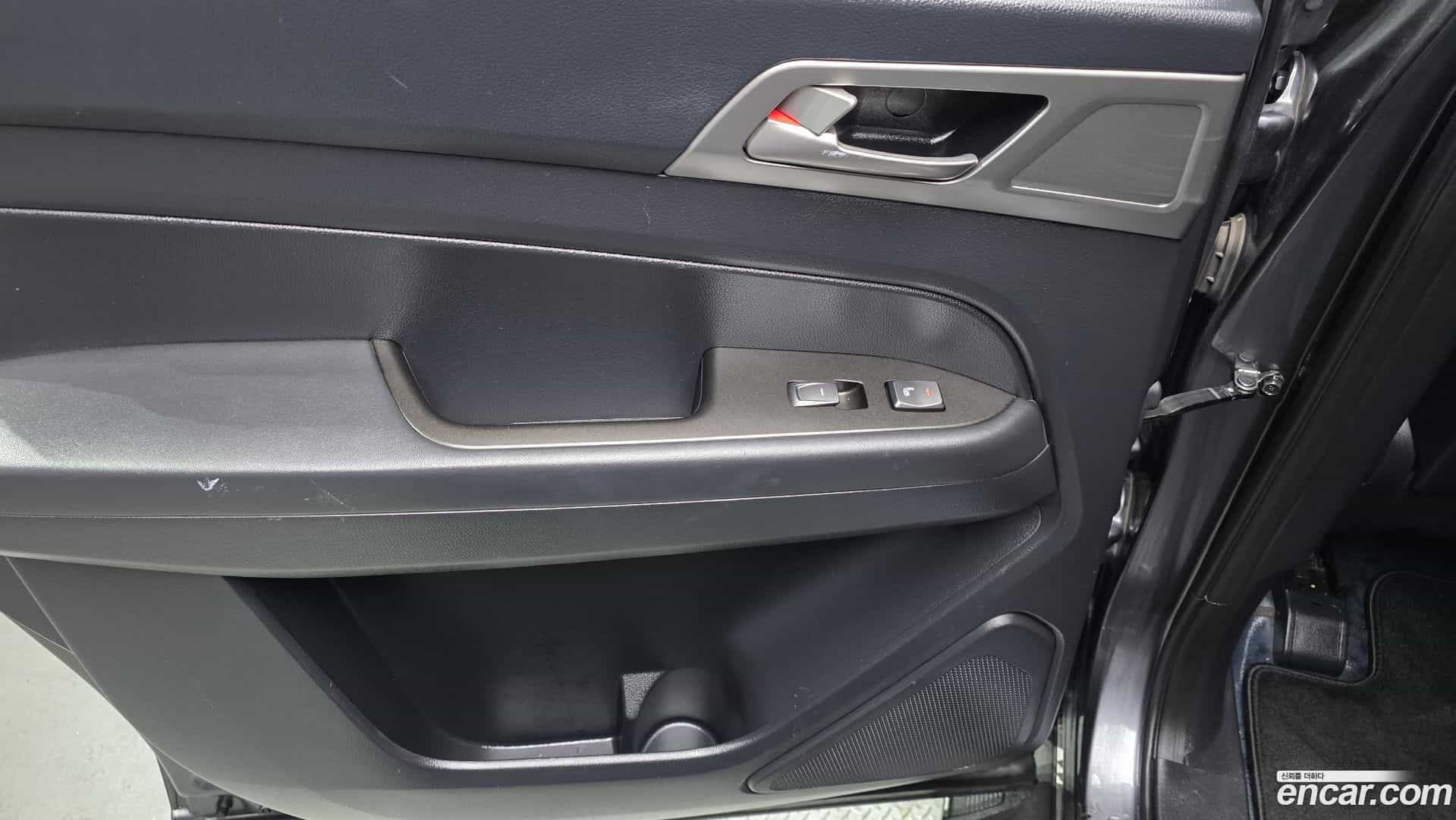 Rexton KG Mobility 2018.2-OPTION-020