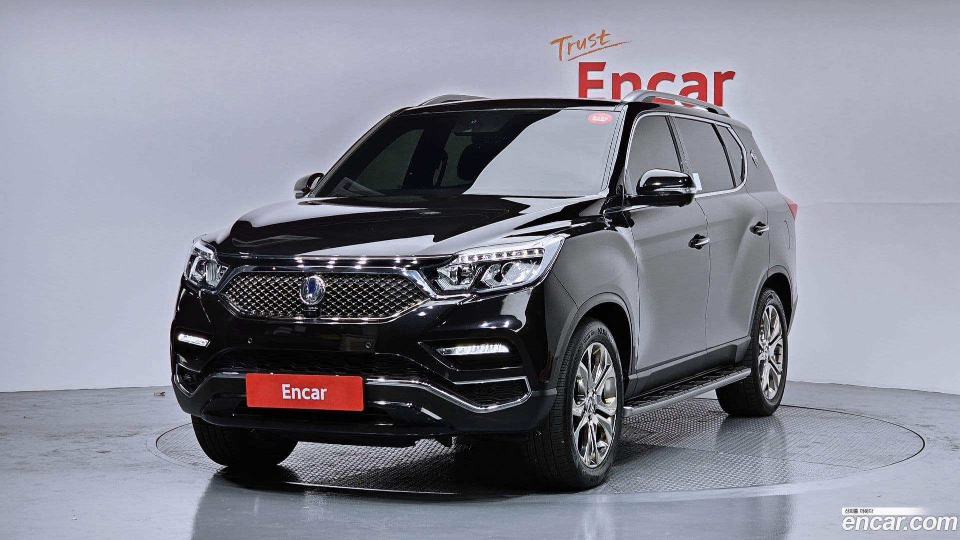 Main__Slider__Photo:Rexton KG Mobility 2018.7-0