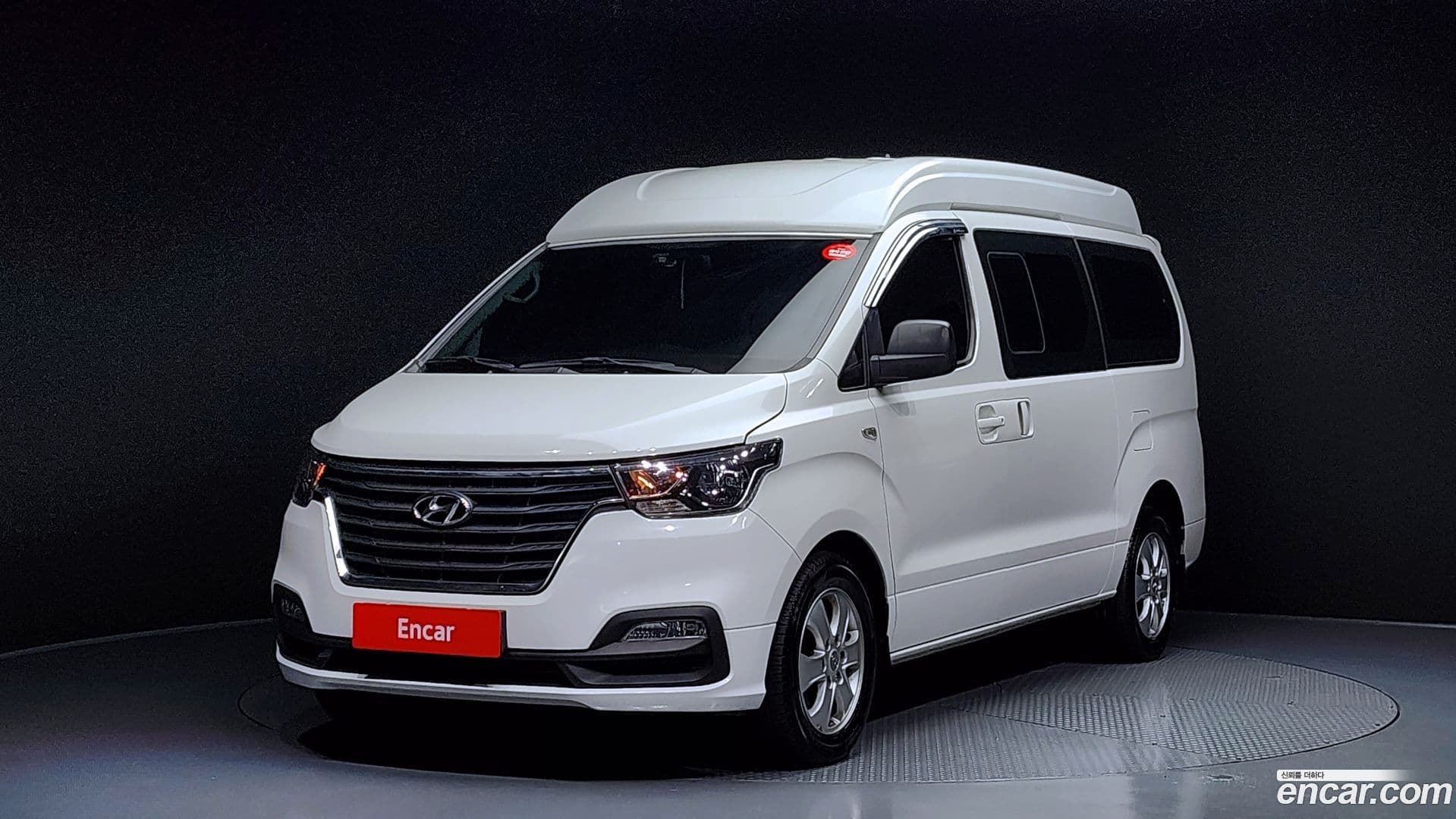 Main__Slider__Photo:Starex Hyundai 2021.0-0