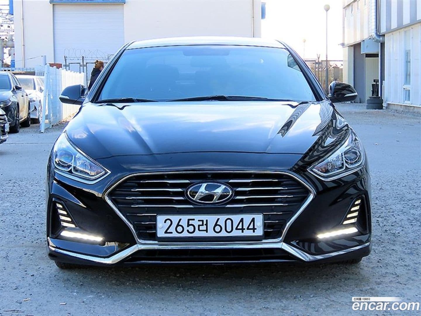 Main__Slider__Photo:Sonata Hyundai 2017.6-0