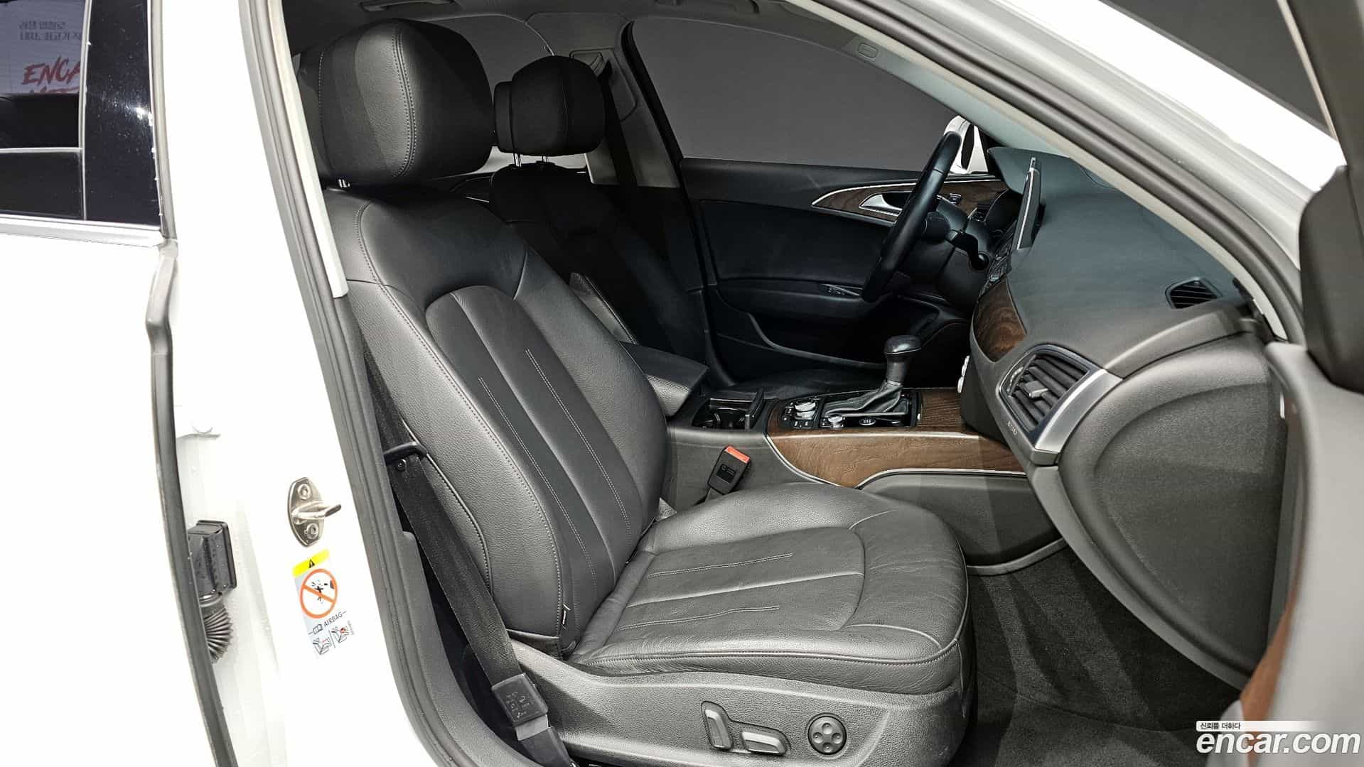 A6 Audi 2015.0-INNER-010