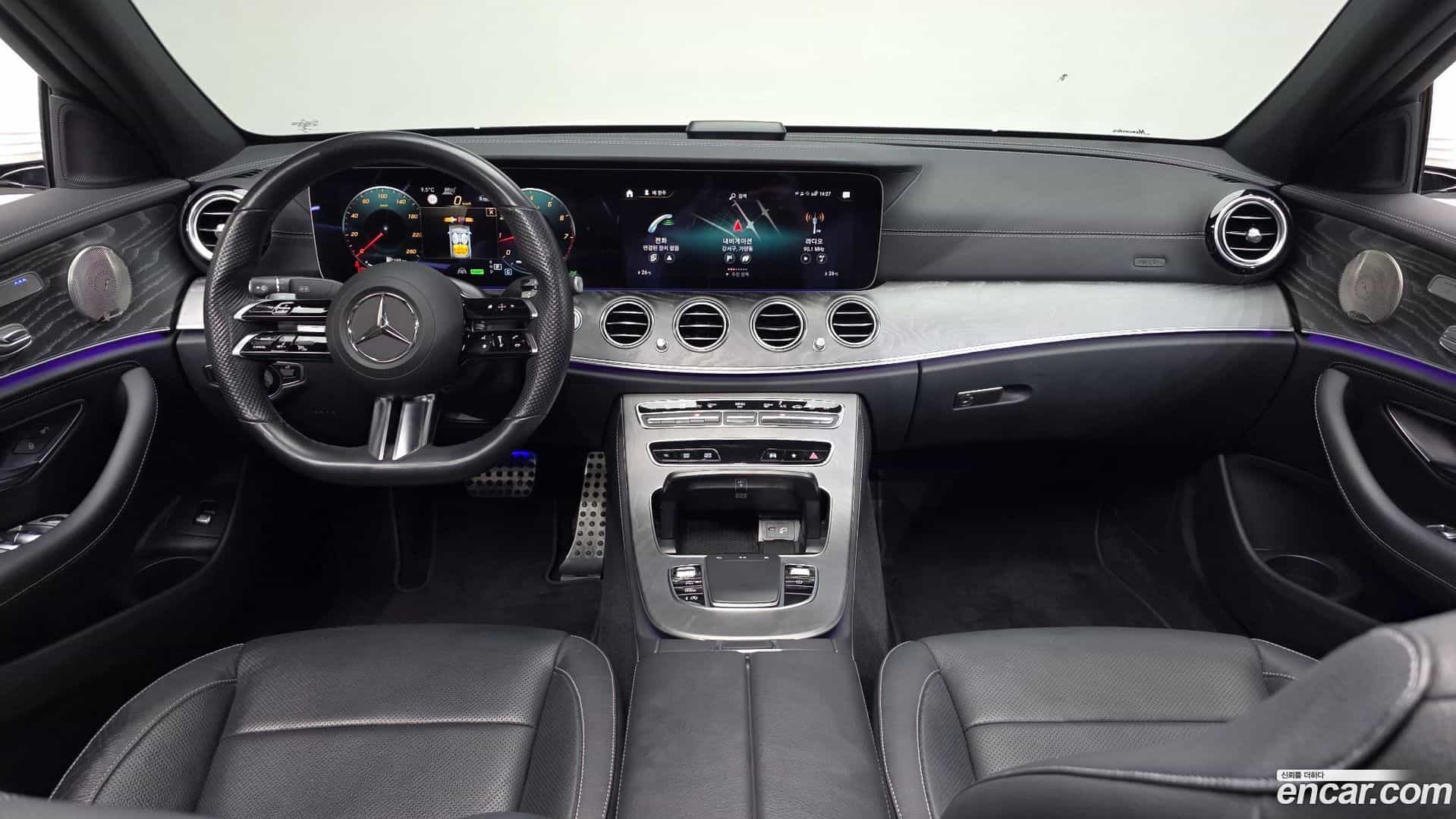 E-Class Mercedes-Benz 2022.4-INNER-007