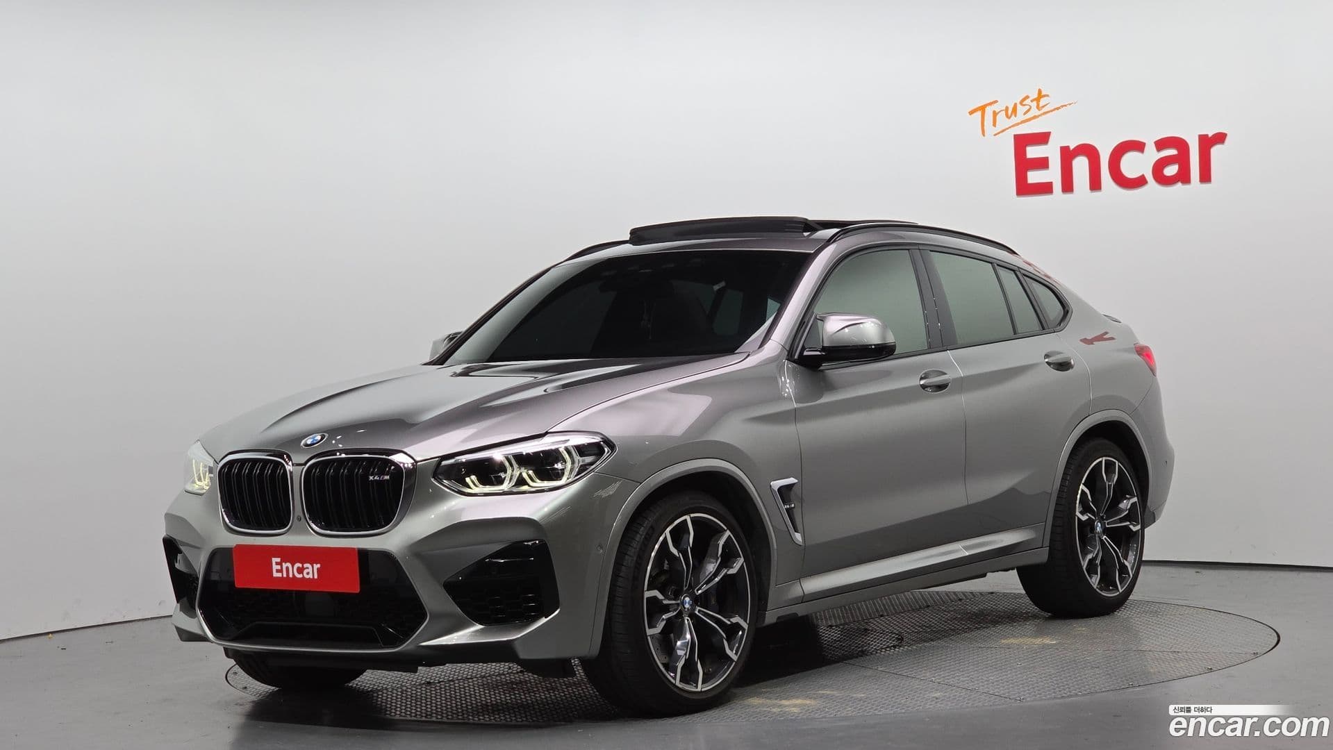 Main__Slider__Photo:X4M BMW 2020.0-0