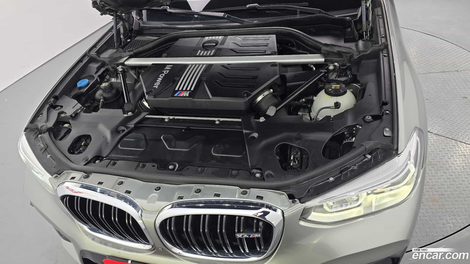 X4M BMW 2020.0-INNER-006