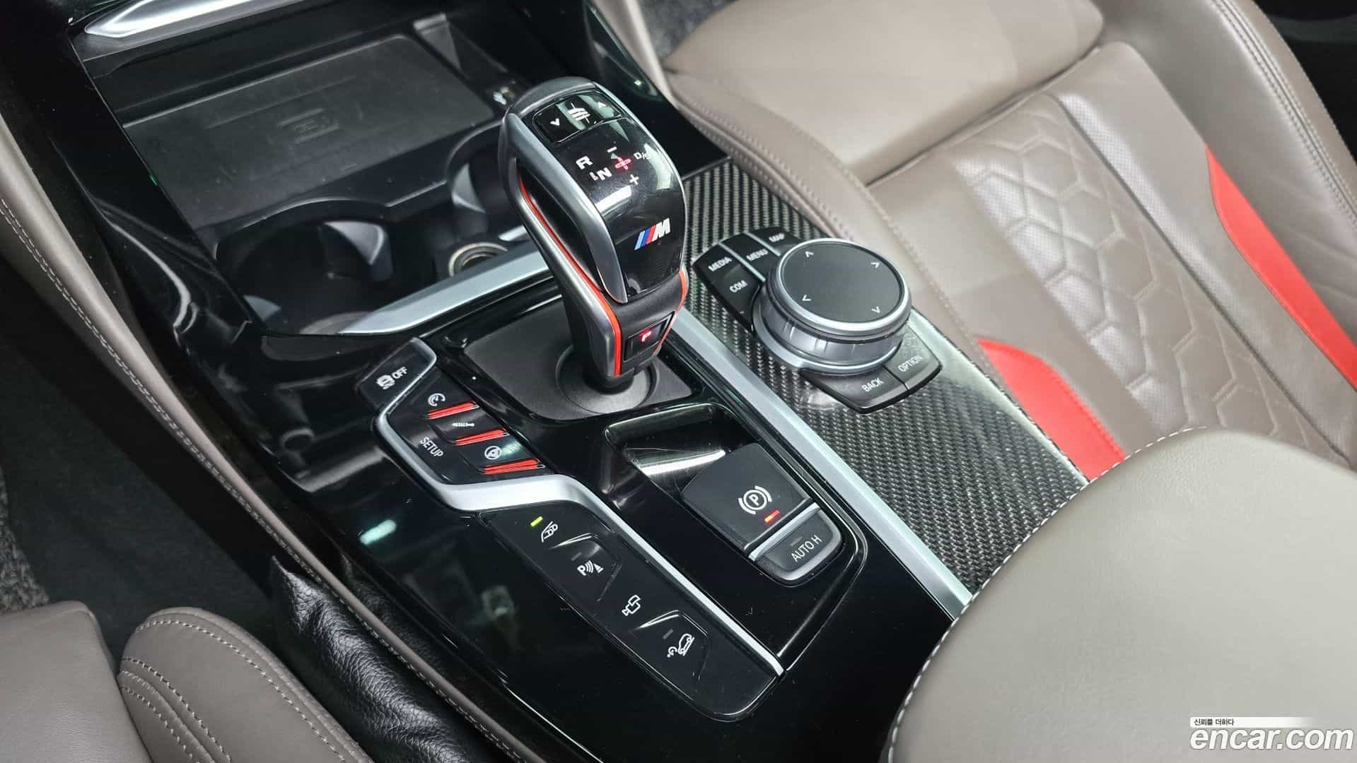 X4M BMW 2020.0-INNER-009
