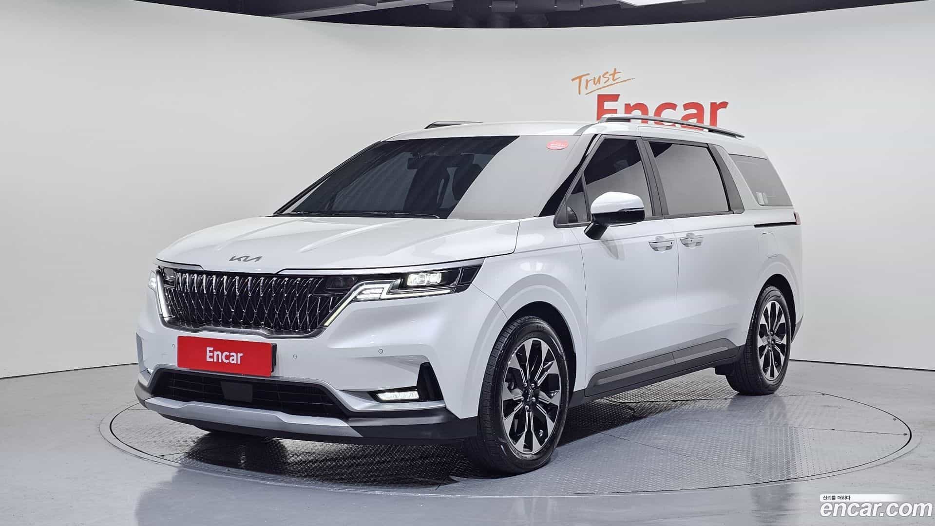 Canival Kia 2022.10-OUTER-001
