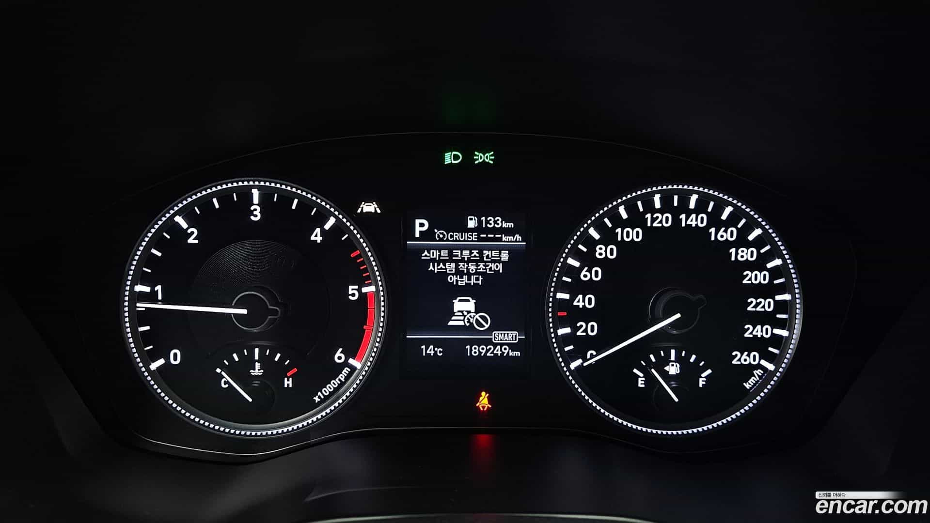 Santafe Hyundai 2018.9-INNER-008