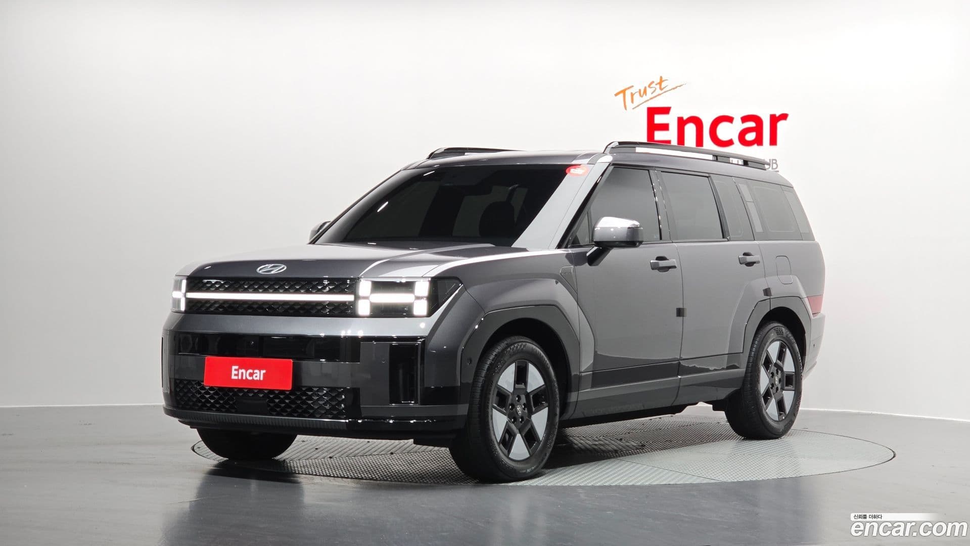 Main__Slider__Photo:Santafe Hyundai 2023.10-0