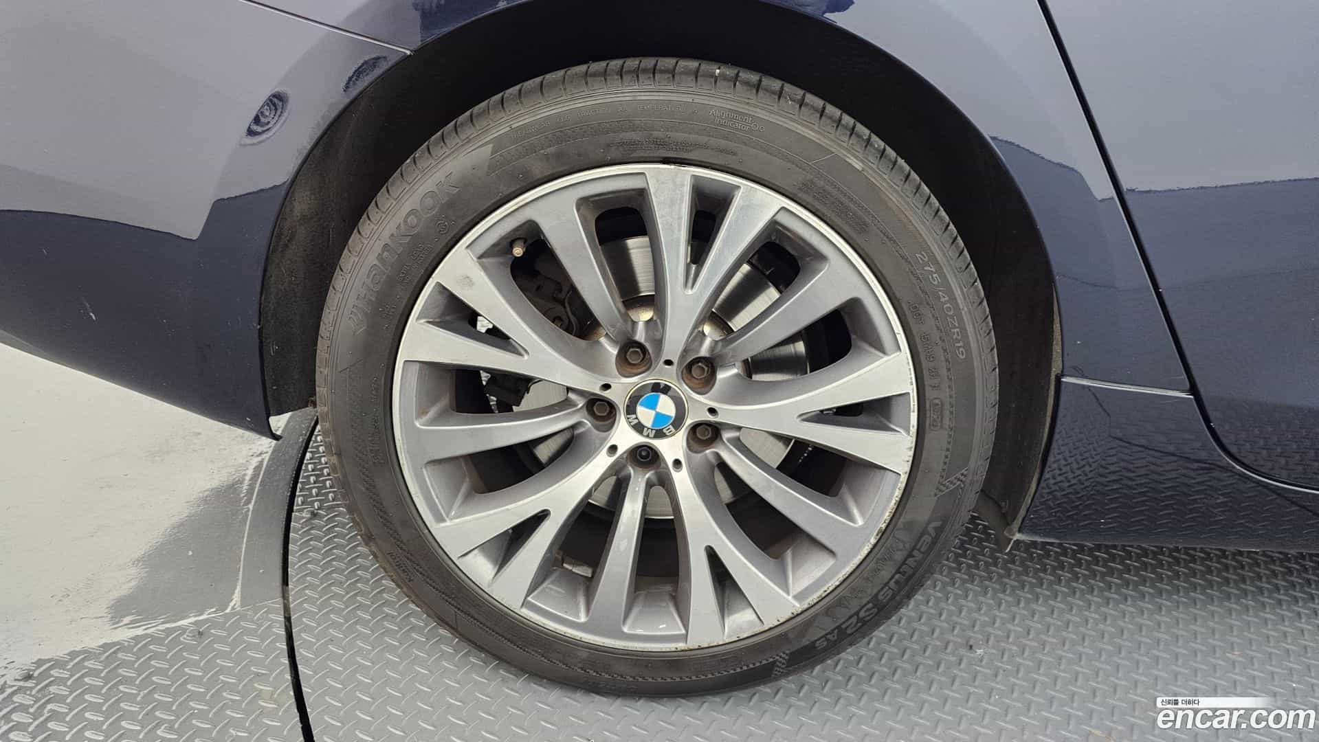Gran Turismo BMW 2013.0-OUTER-005