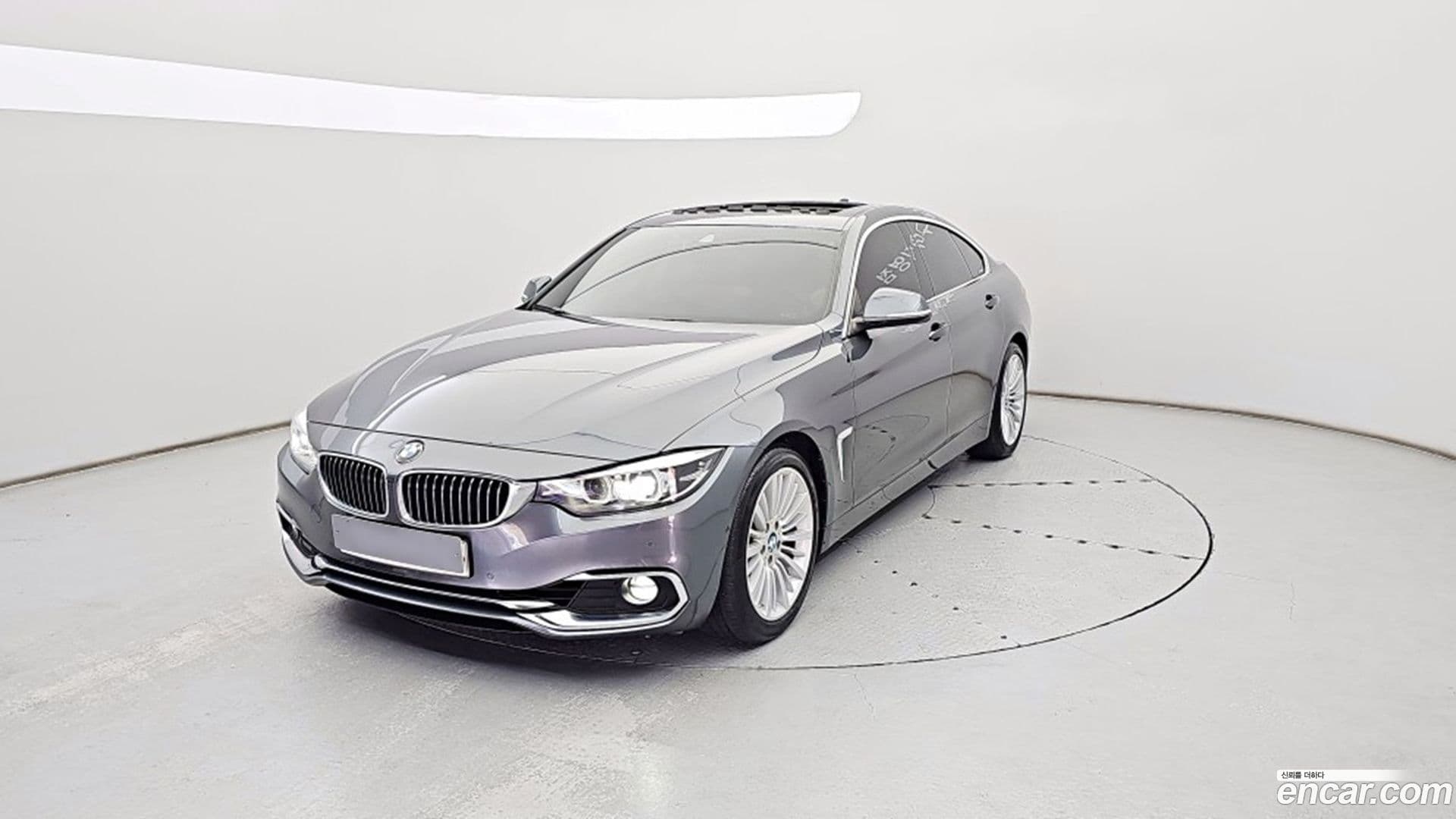 Main__Slider__Photo:4-Series BMW 2019.8-0