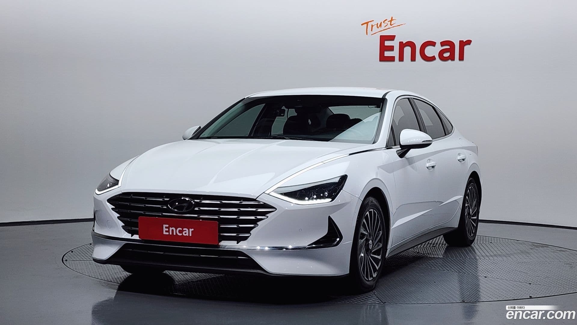 Main__Slider__Photo:Sonata Hyundai 2023.4-0