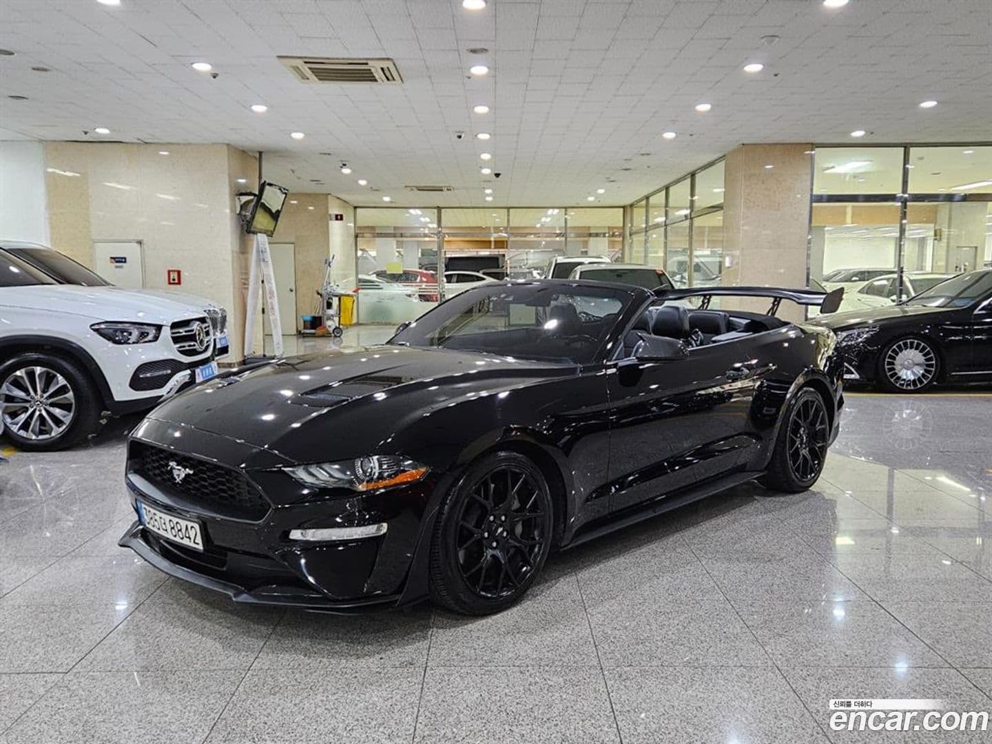 Main__Slider__Photo:Mustang Ford 2019.3-0