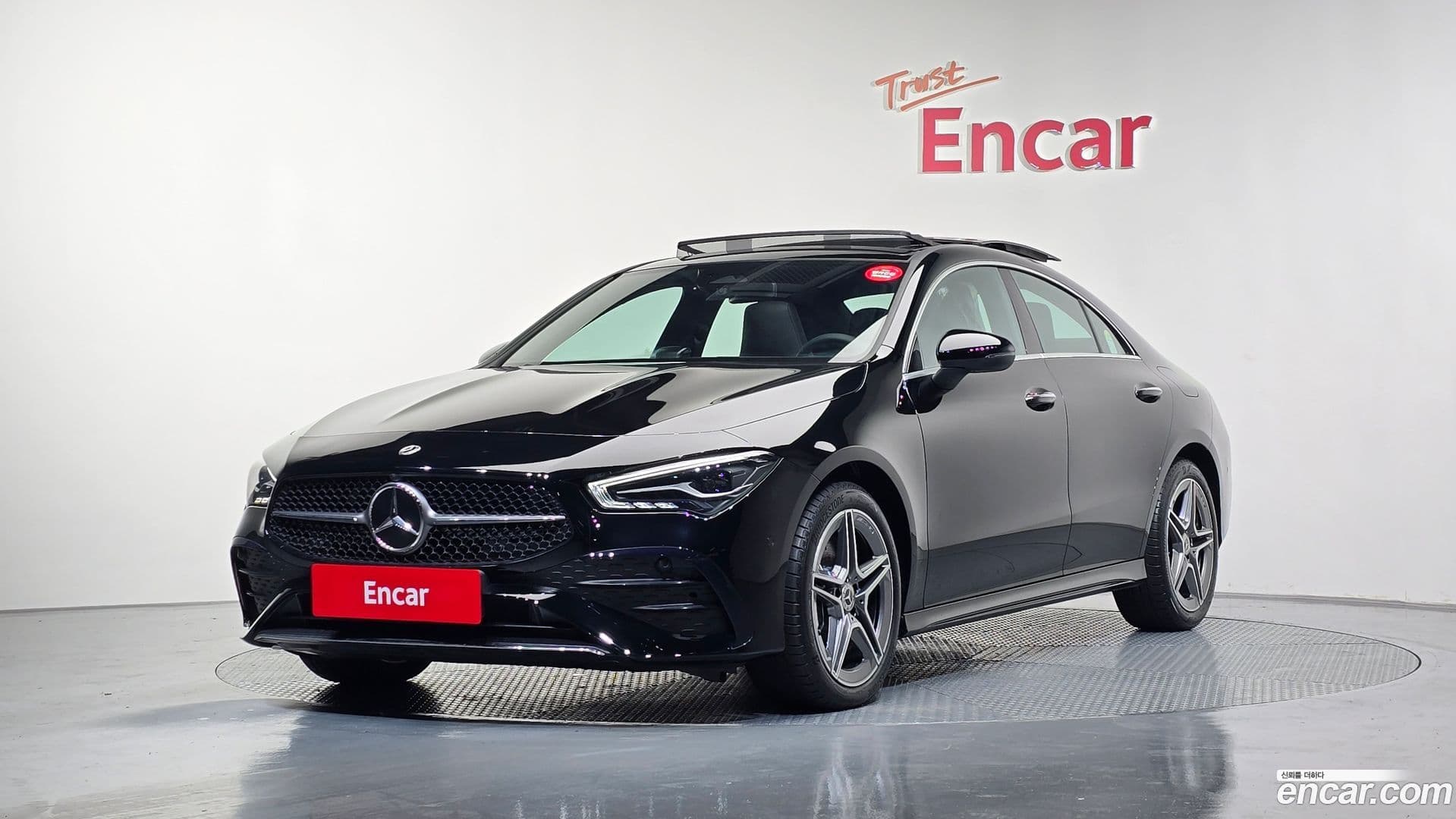 Main__Slider__Photo:CLA-Class Mercedes-Benz 2025.2-0