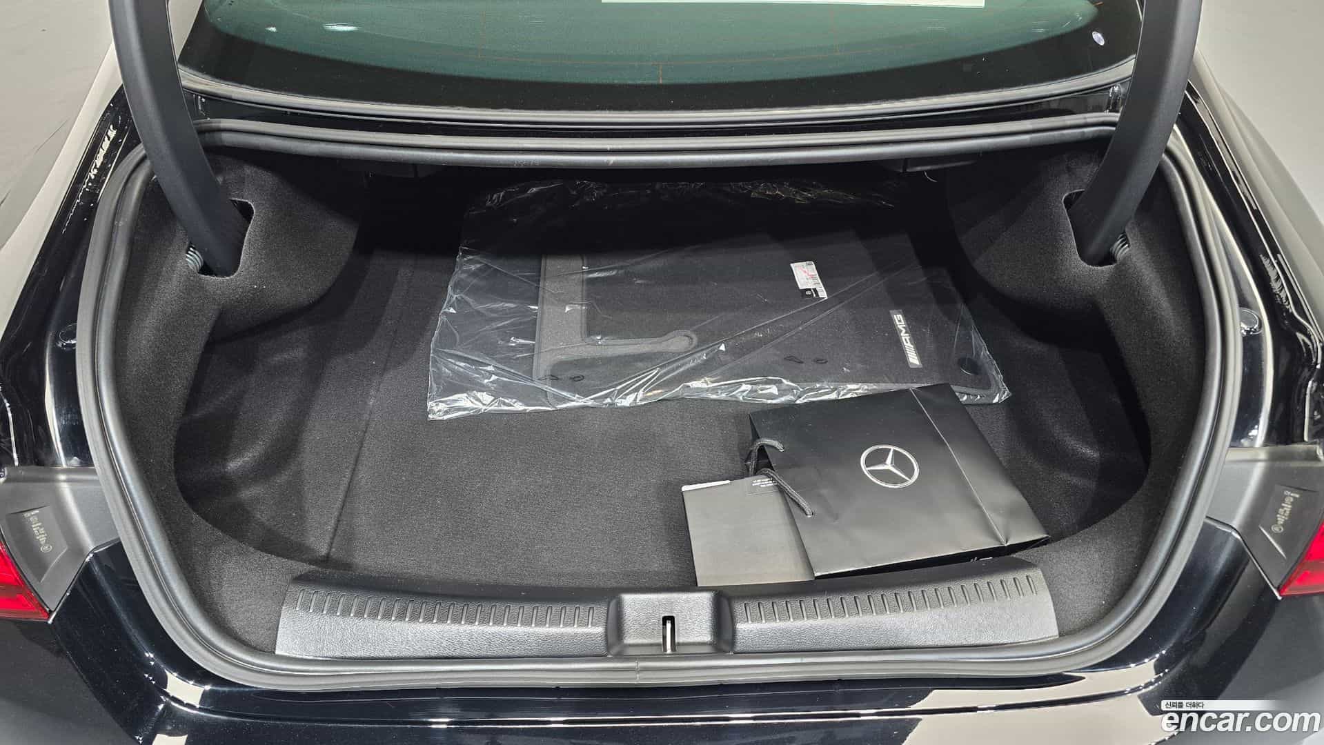 CLA-Class Mercedes-Benz 2025.2-OPTION-024