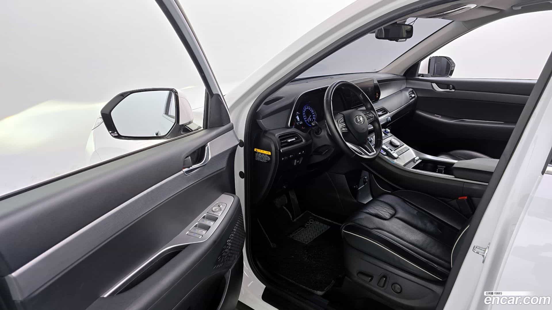 Palisade Hyundai 2019.1-INNER-010