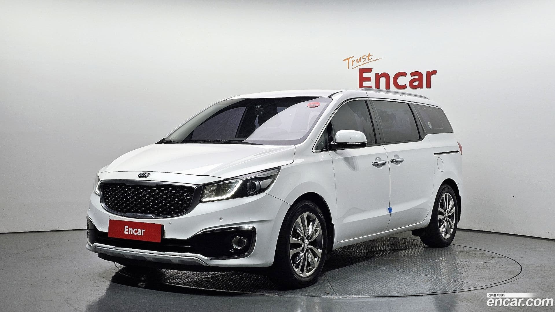 Main__Slider__Photo:Canival Kia 2018.0-0