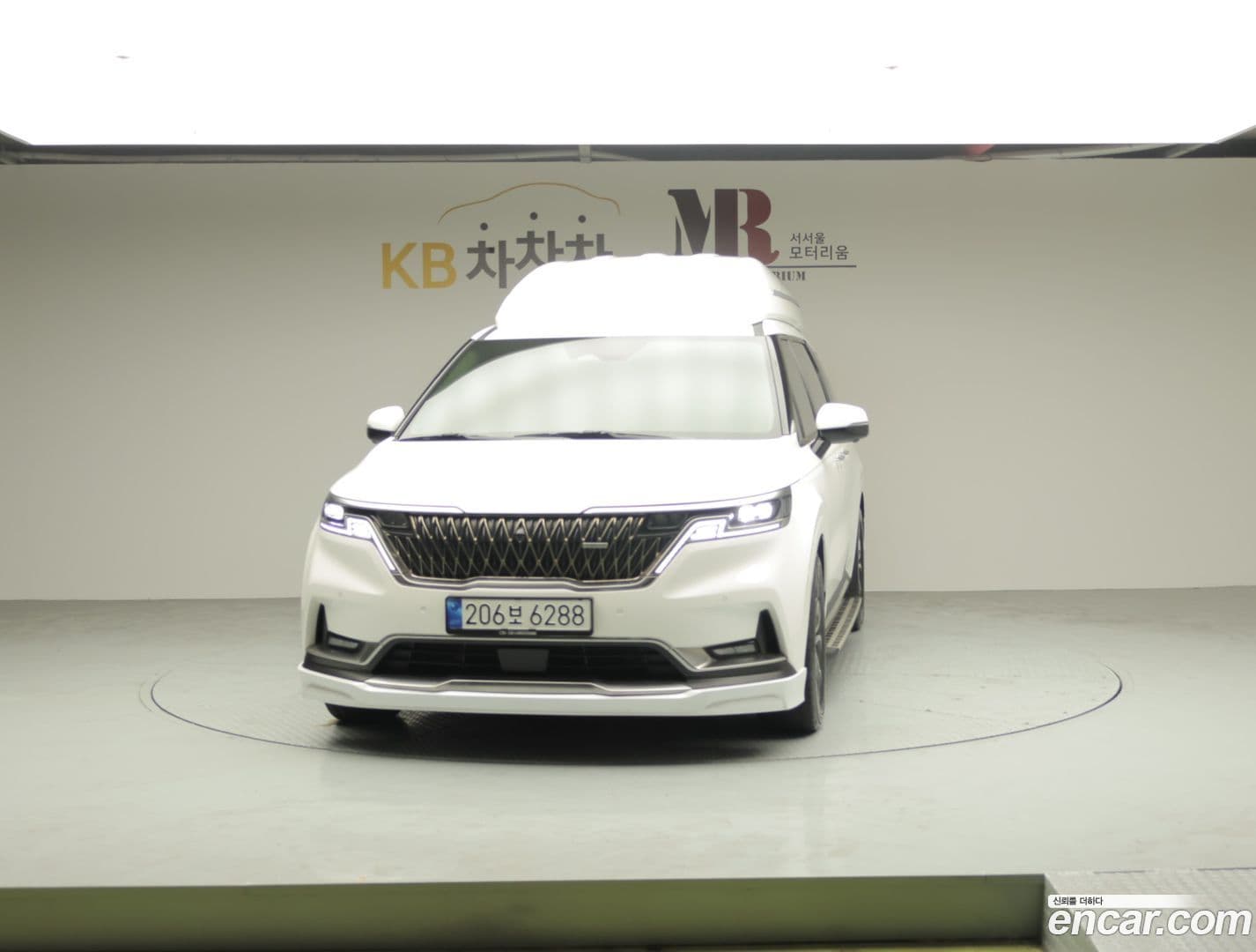 Main__Slider__Photo:Canival Kia 2022.10-0