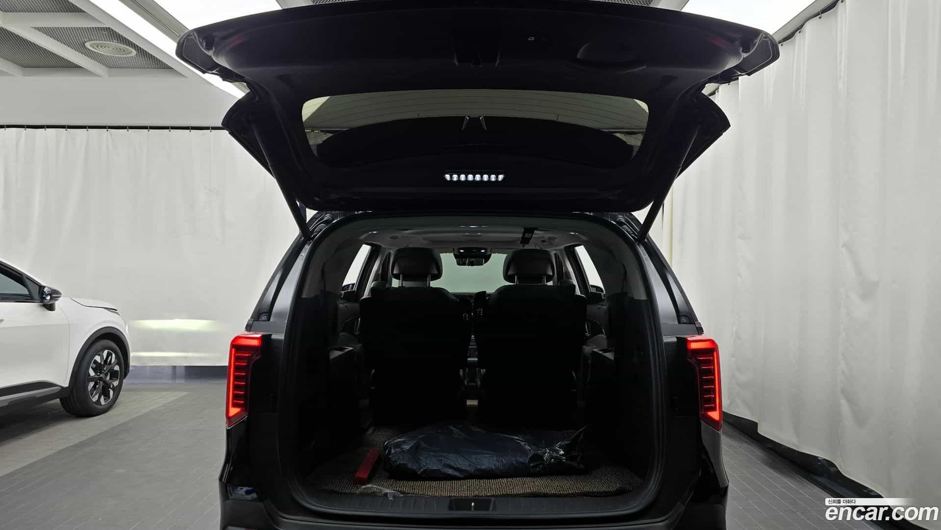 Canival Kia 2023.11-OPTION-024