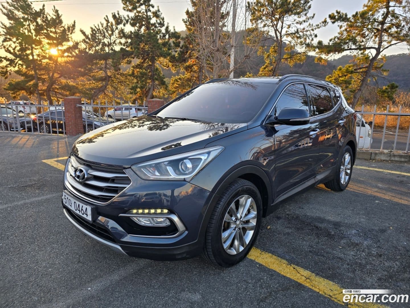 Main__Slider__Photo:Santafe Hyundai 2015.10-0