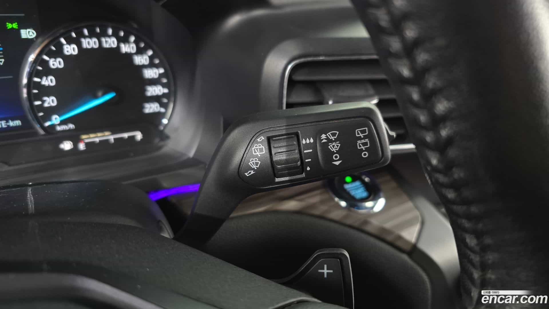 Explorer Ford 2019.11-OPTION-021