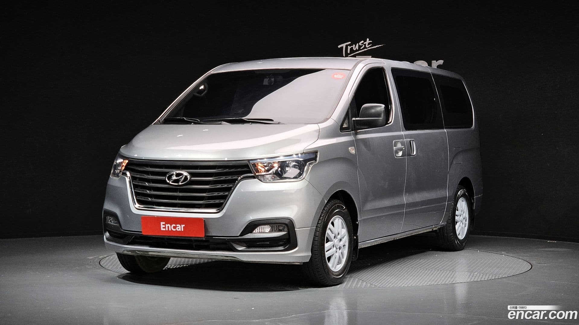 Main__Slider__Photo:Starex Hyundai 2020.10-0
