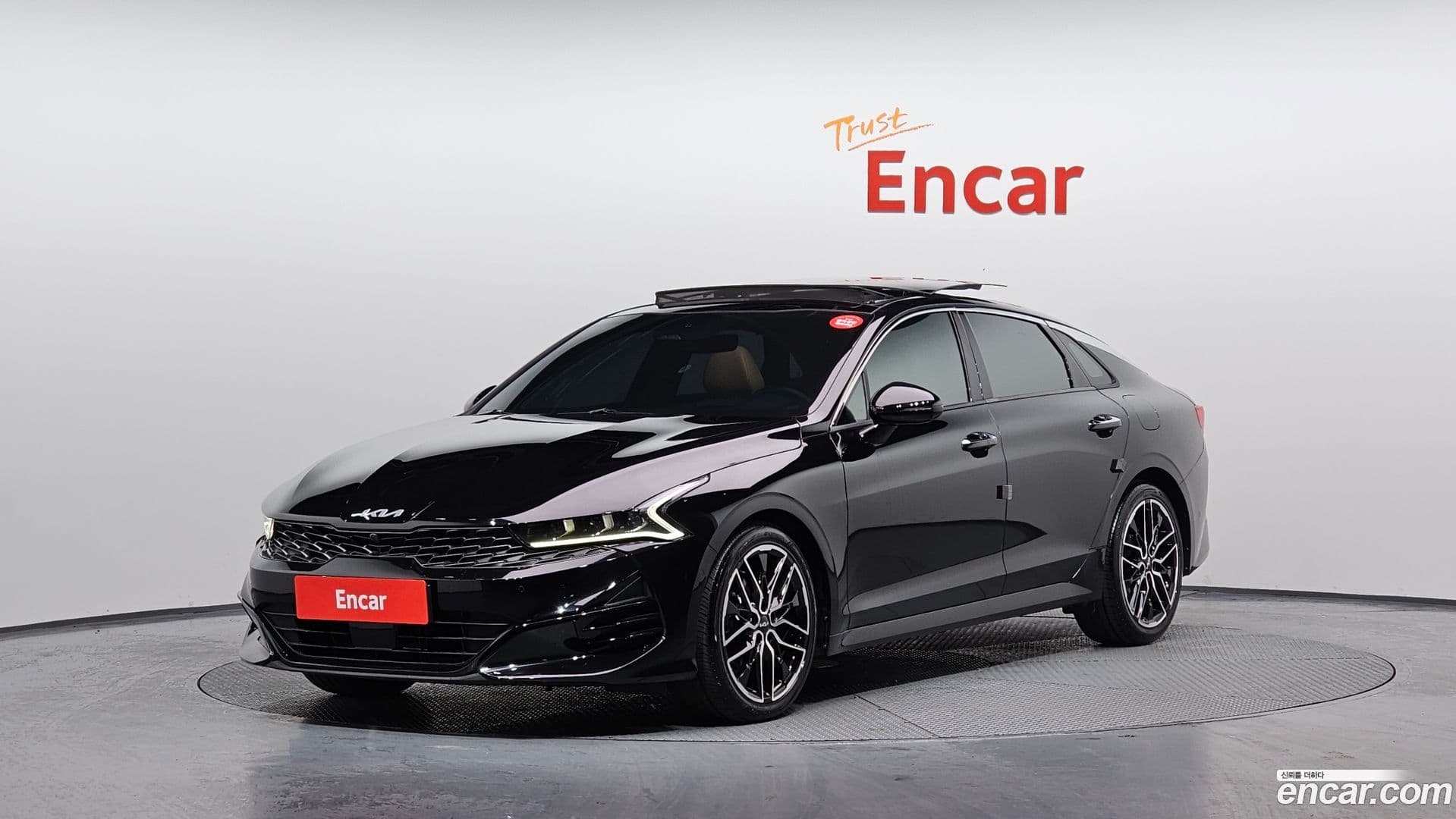 Main__Slider__Photo:K5 Kia 2021.9-0