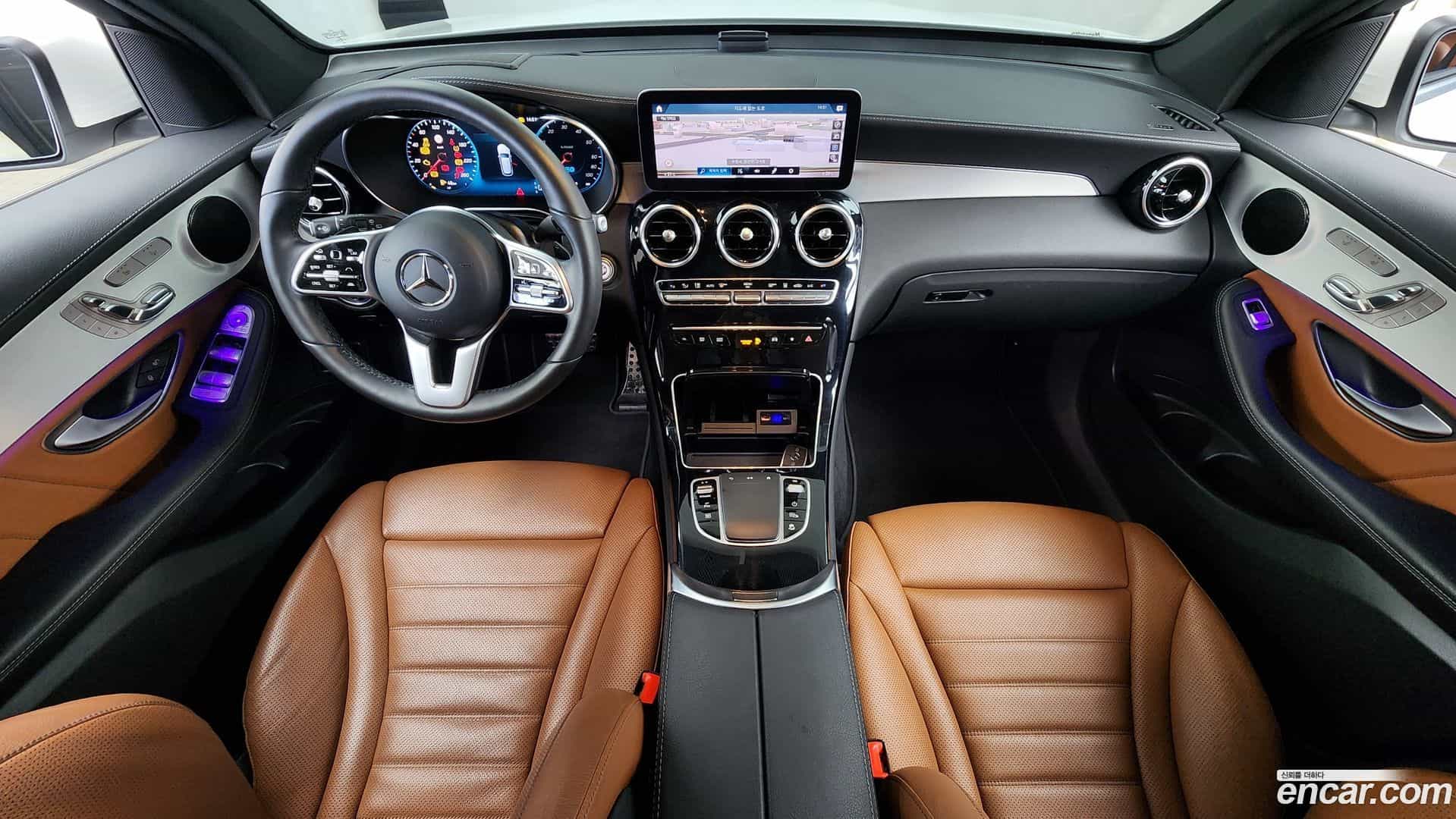 GLC-Class Mercedes-Benz 2022.7-INNER-007
