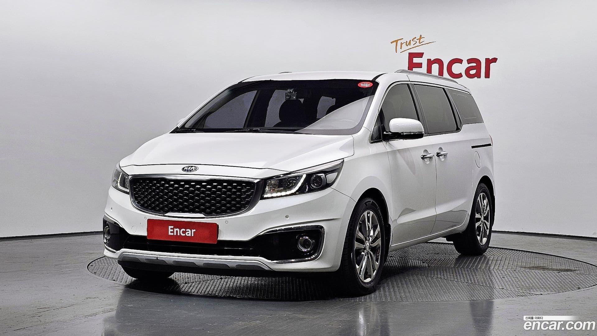 Main__Slider__Photo:Canival Kia 2018.0-0