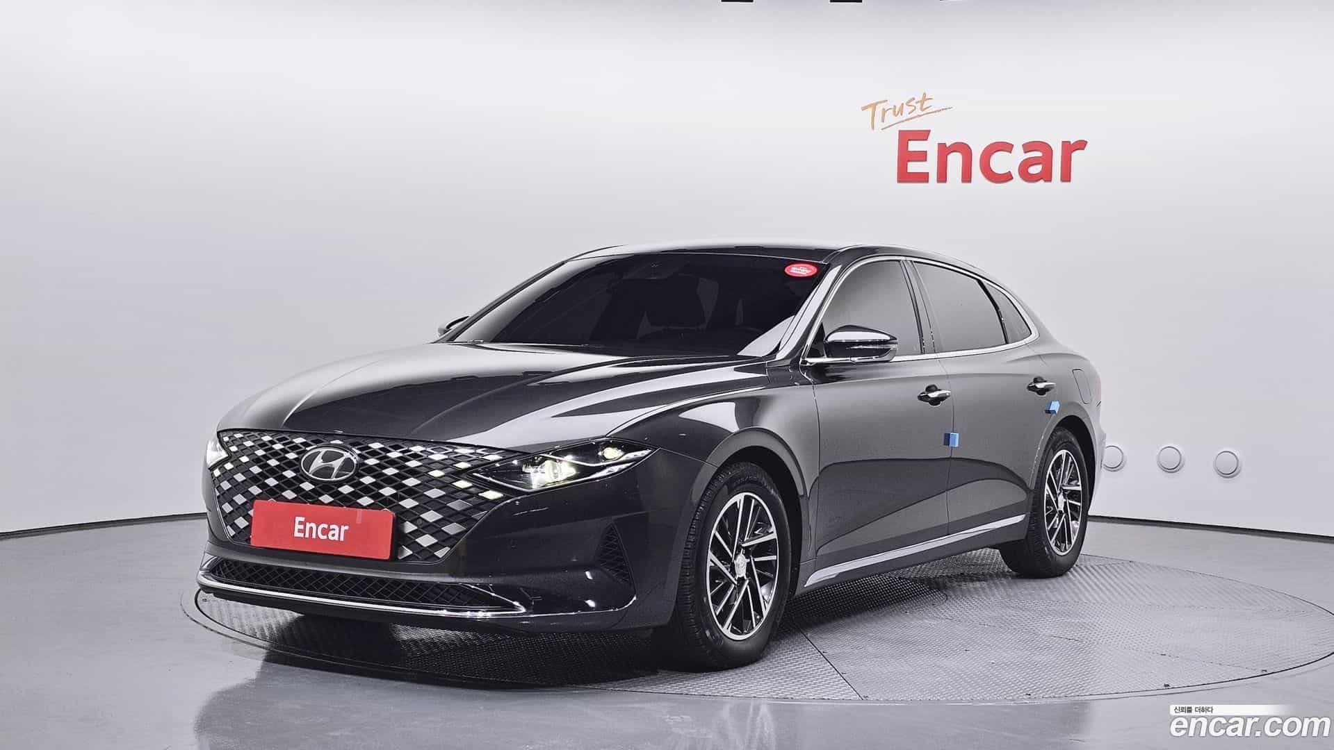 Grandeur Hyundai 2020.1-OUTER-001