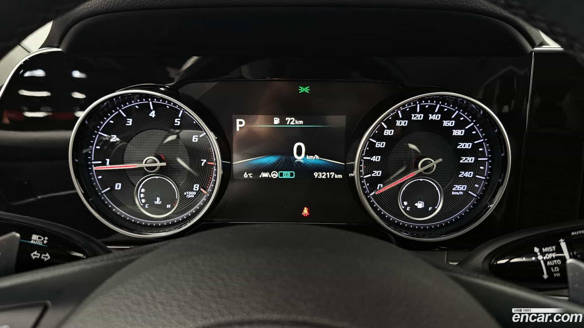 Grandeur Hyundai 2020.1-INNER-008