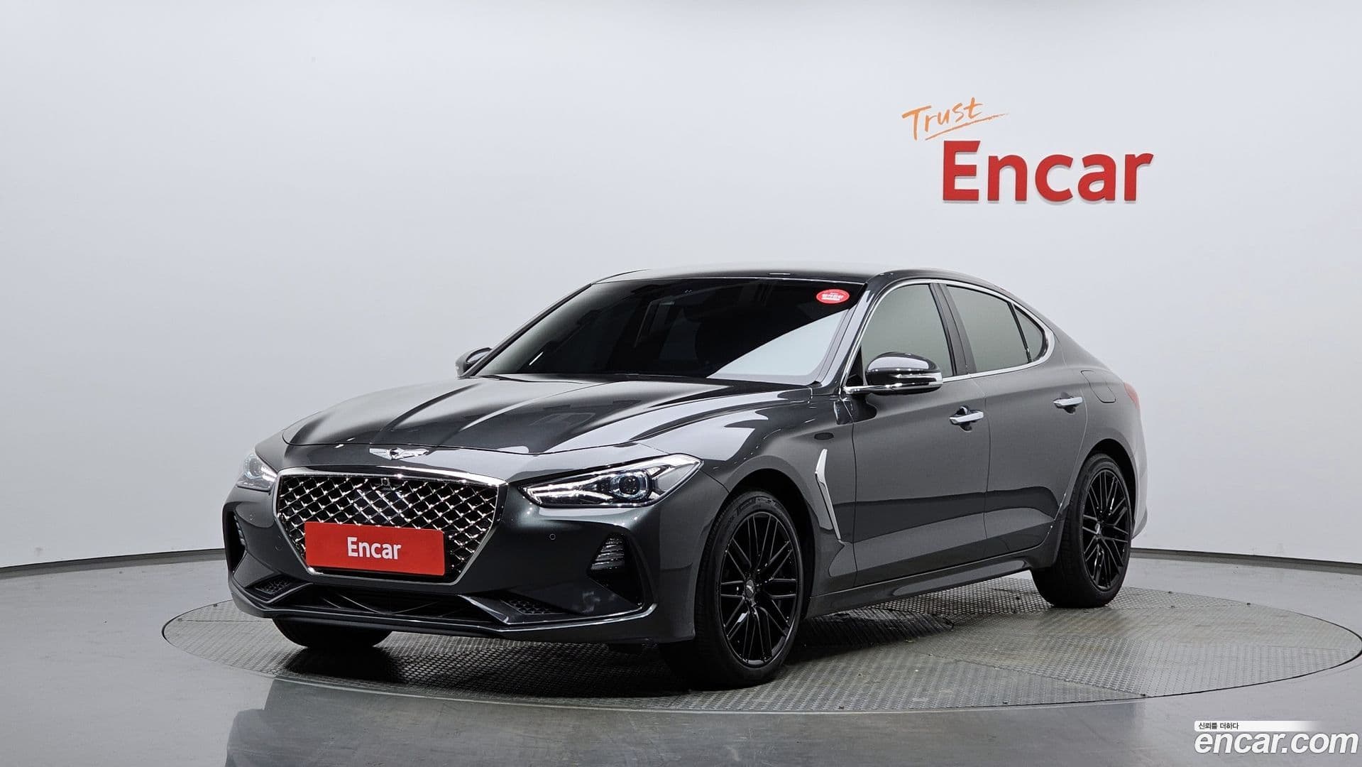 Main__Slider__Photo:G70 Genesis 2019.1-0