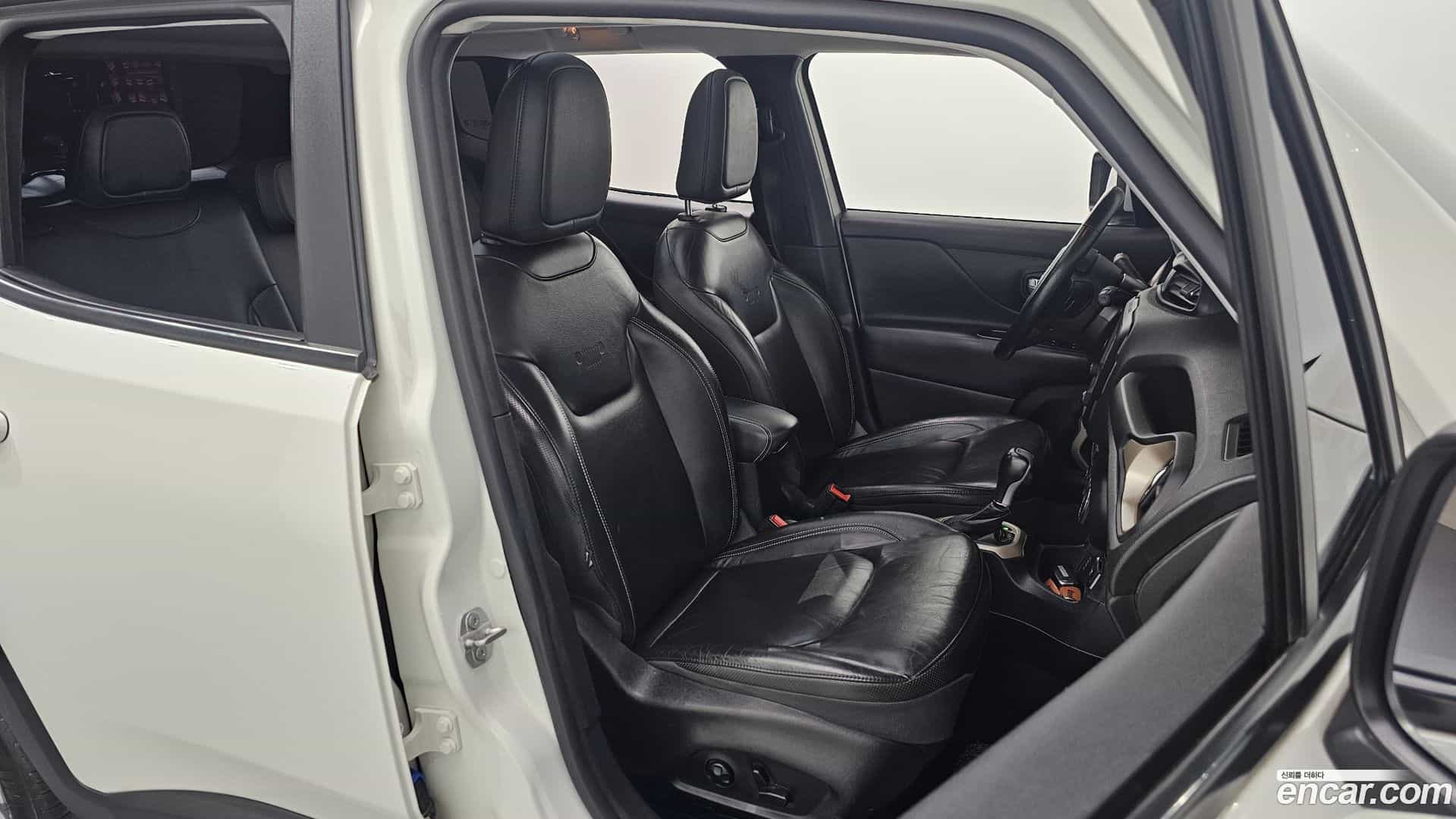 Renegade Jeep 2017.11-OPTION-015