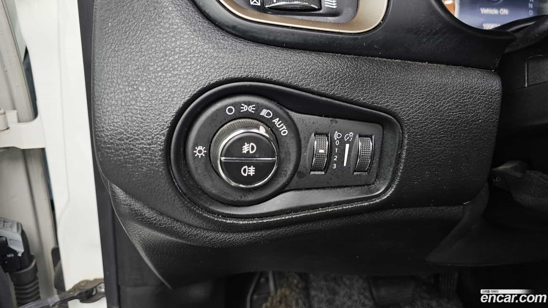 Renegade Jeep 2017.11-OPTION-022