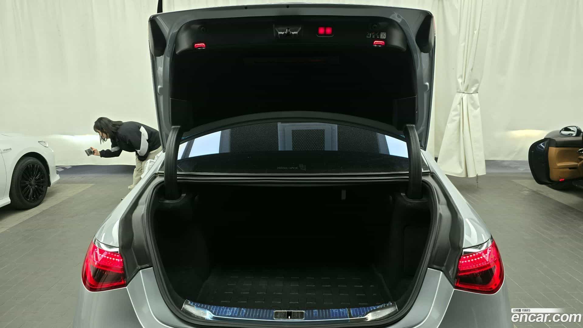 S-Class Mercedes-Benz 2022.1-OPTION-024