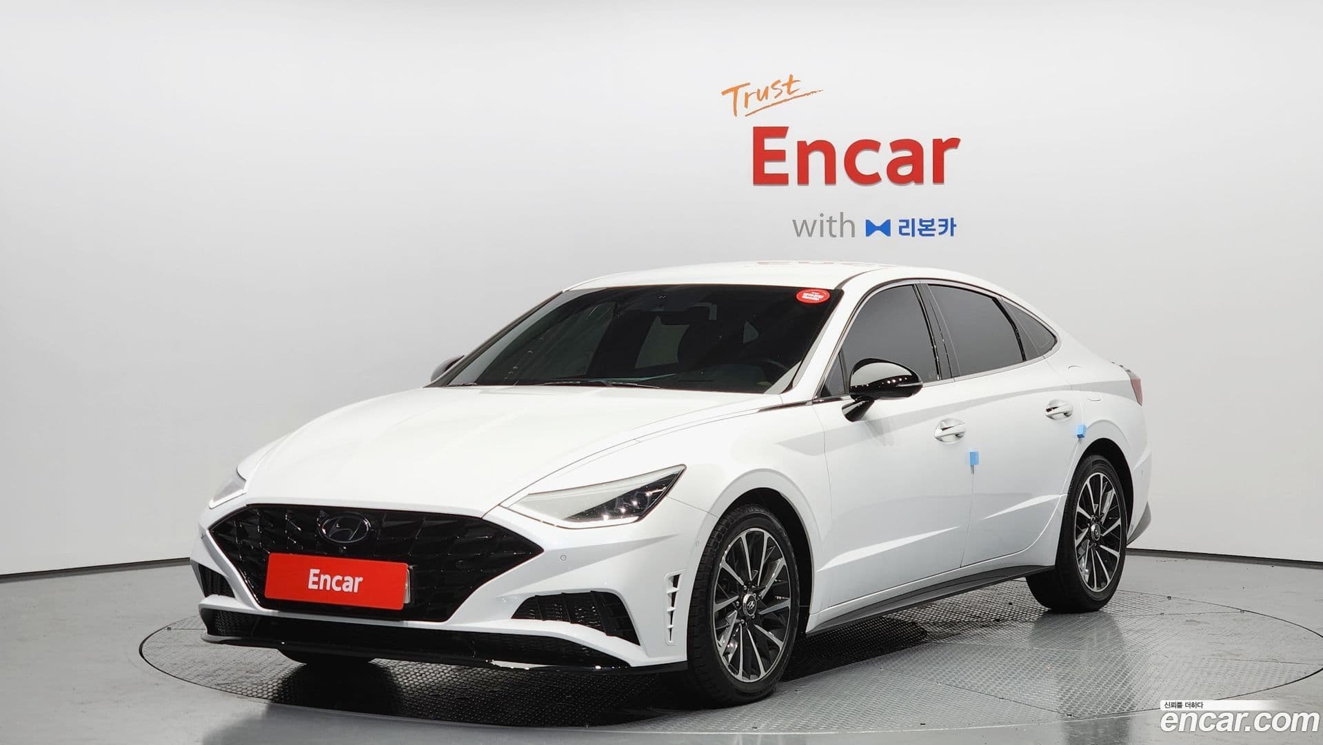 Main__Slider__Photo:Sonata Hyundai 2020.3-0
