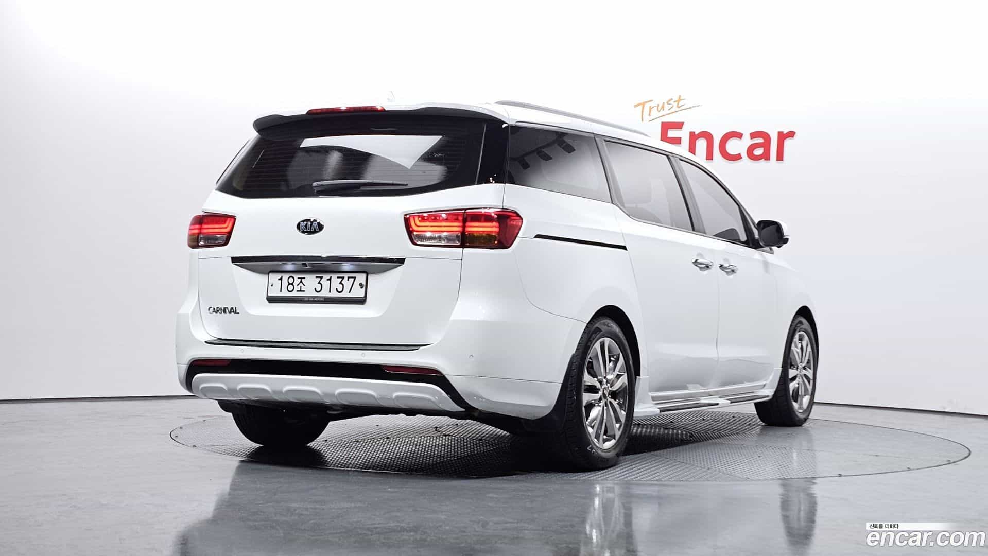 Canival Kia 2015.1-OUTER-002