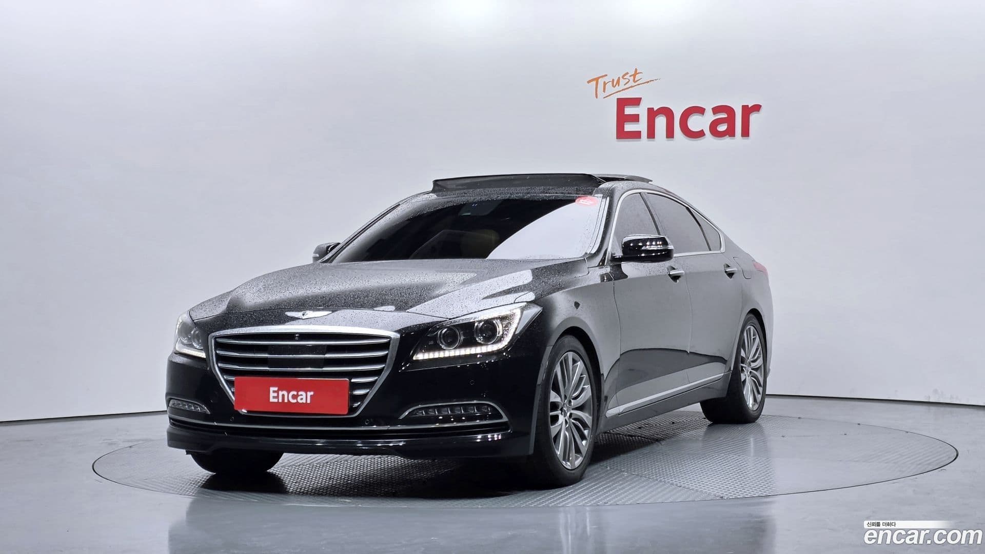 Main__Slider__Photo:Genesis Hyundai 2014.2-0