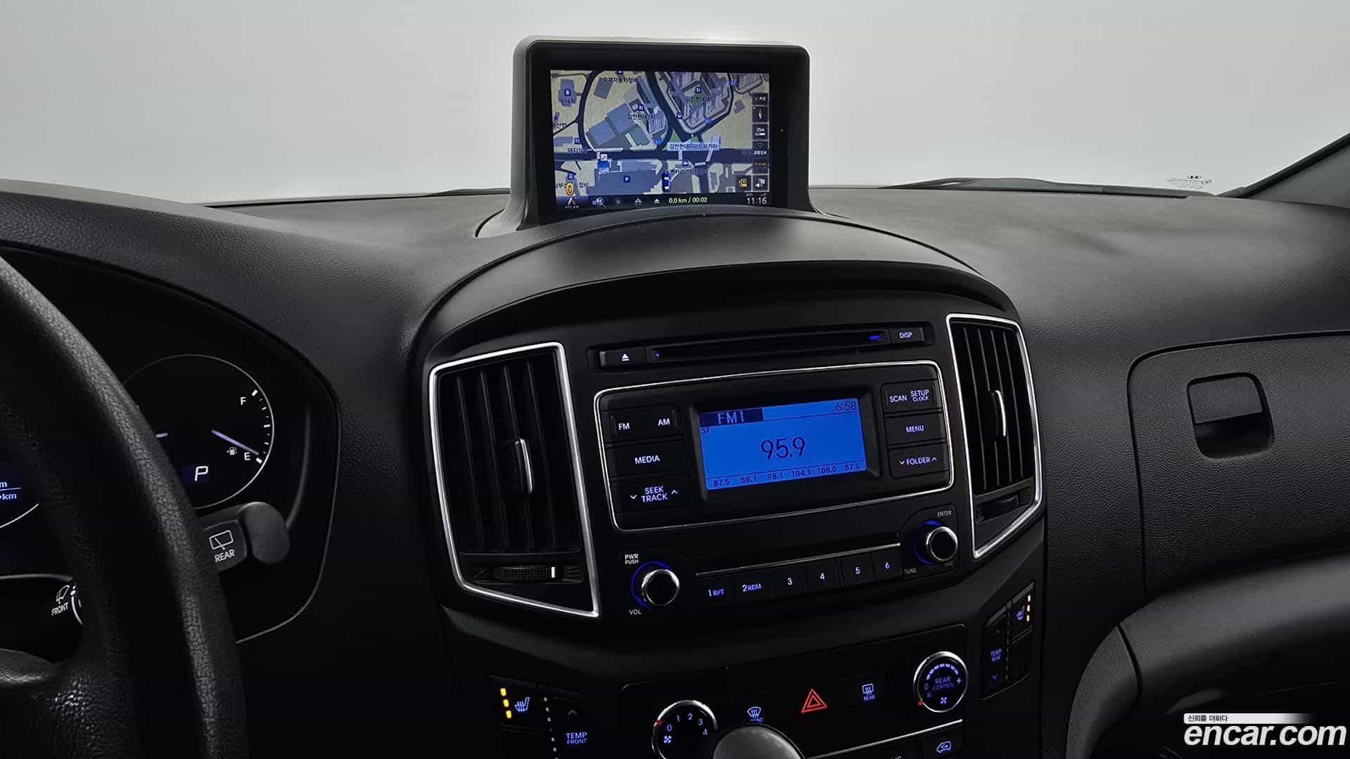 Starex Hyundai 2017.3-OPTION-019